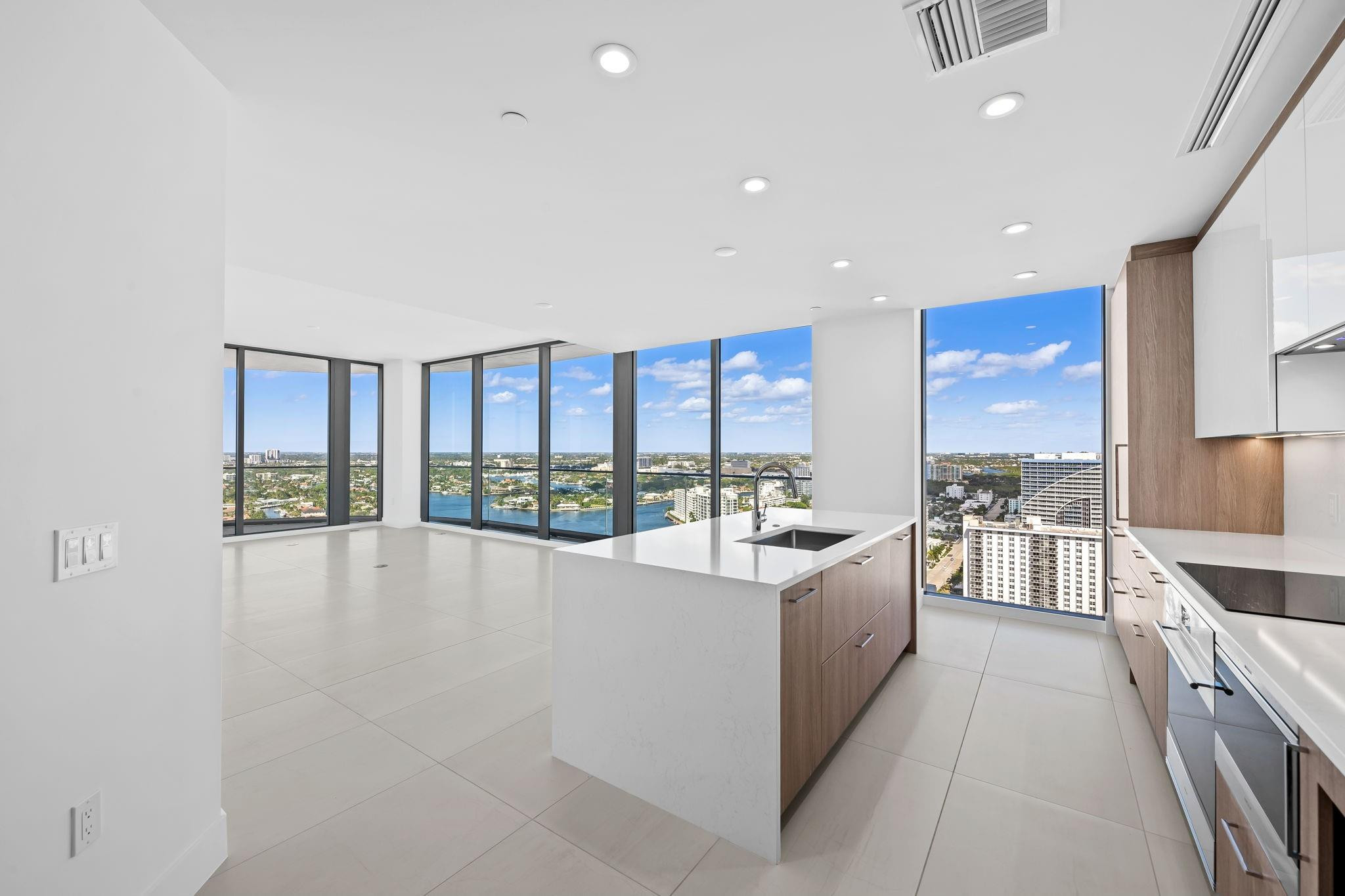 153 N Seabreeze #2404-S Fort Lauderdale, FL 33304