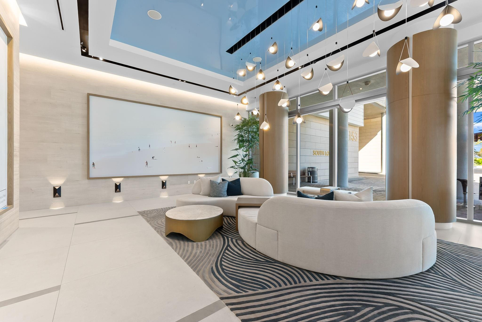 153 N Seabreeze #2404-S Fort Lauderdale, FL 33304