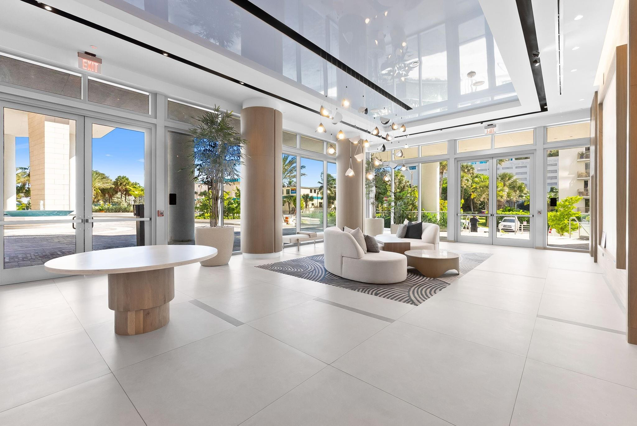 153 N Seabreeze #2404-S Fort Lauderdale, FL 33304