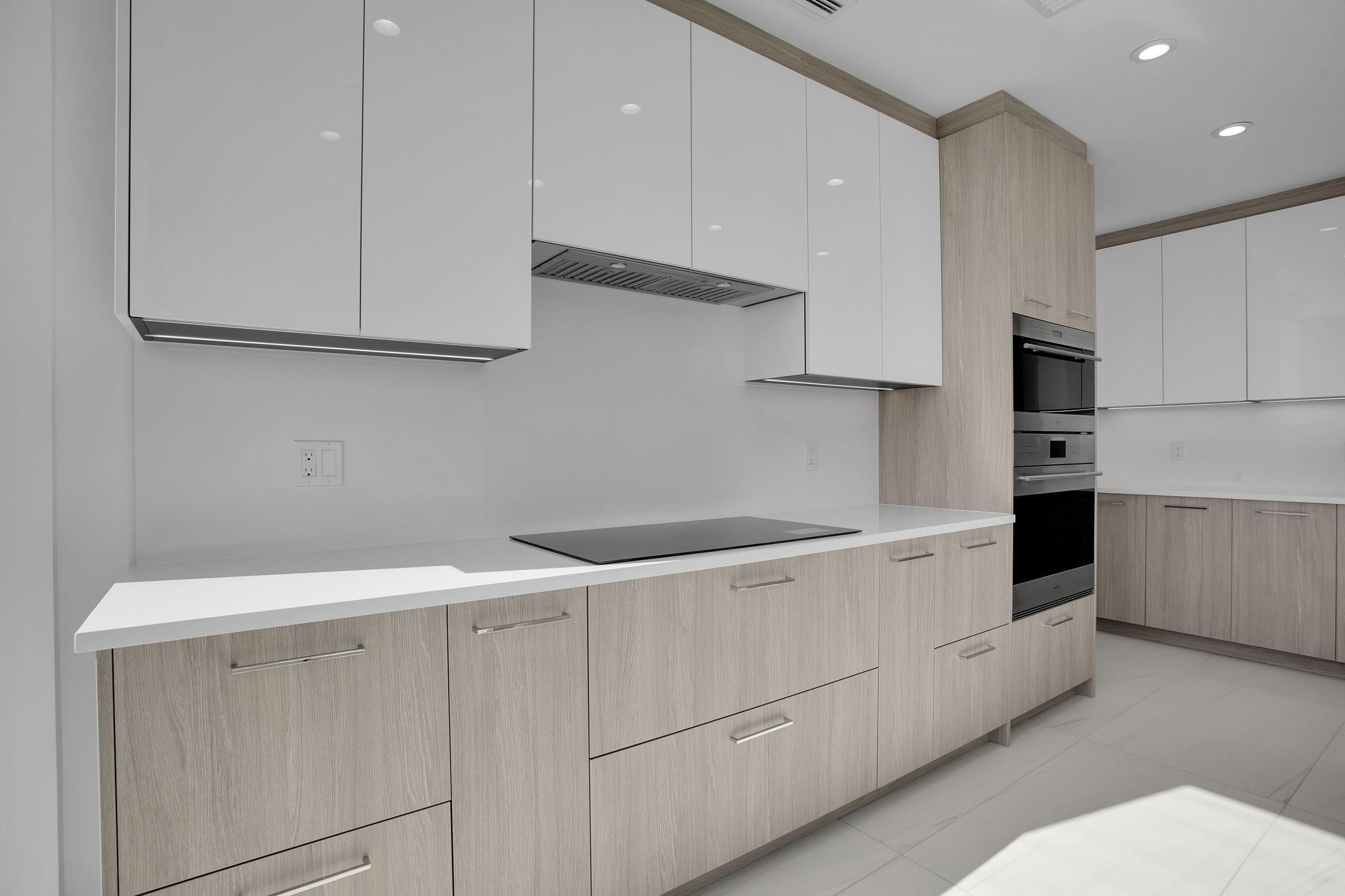 151 N Seabreeze Blv #E-701 Fort Lauderdale, FL 33304