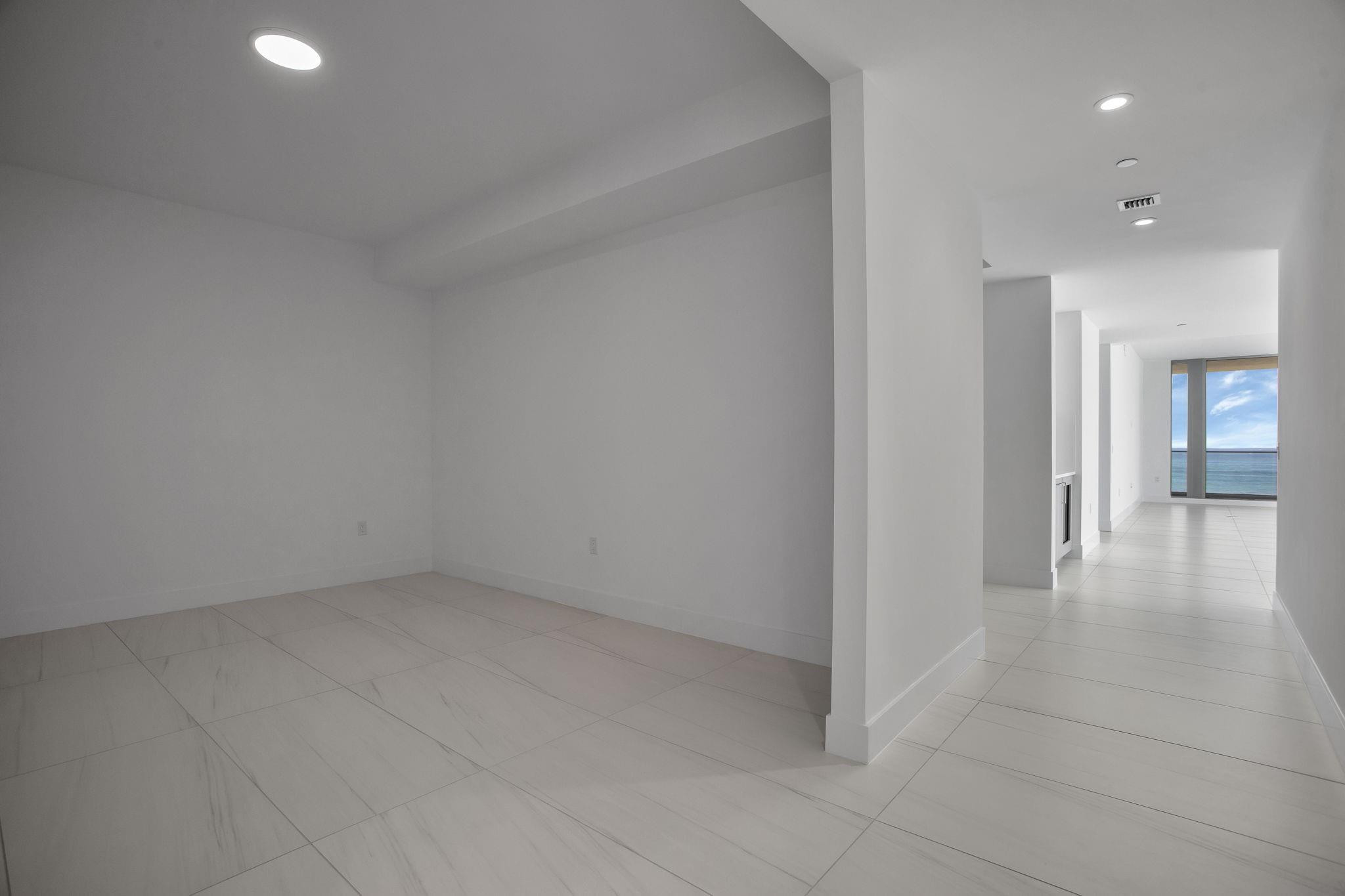 151 N Seabreeze Blv #E-701 Fort Lauderdale, FL 33304