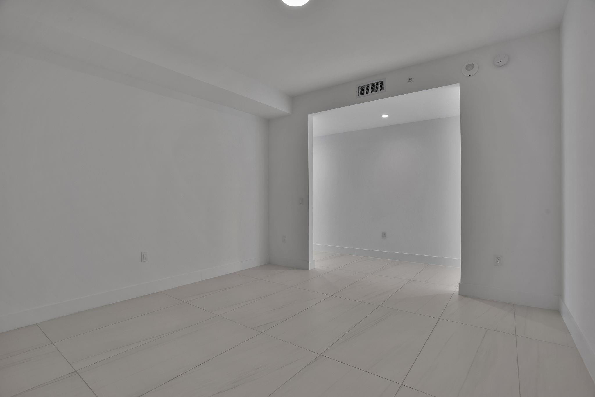 151 N Seabreeze Blv #E-701 Fort Lauderdale, FL 33304