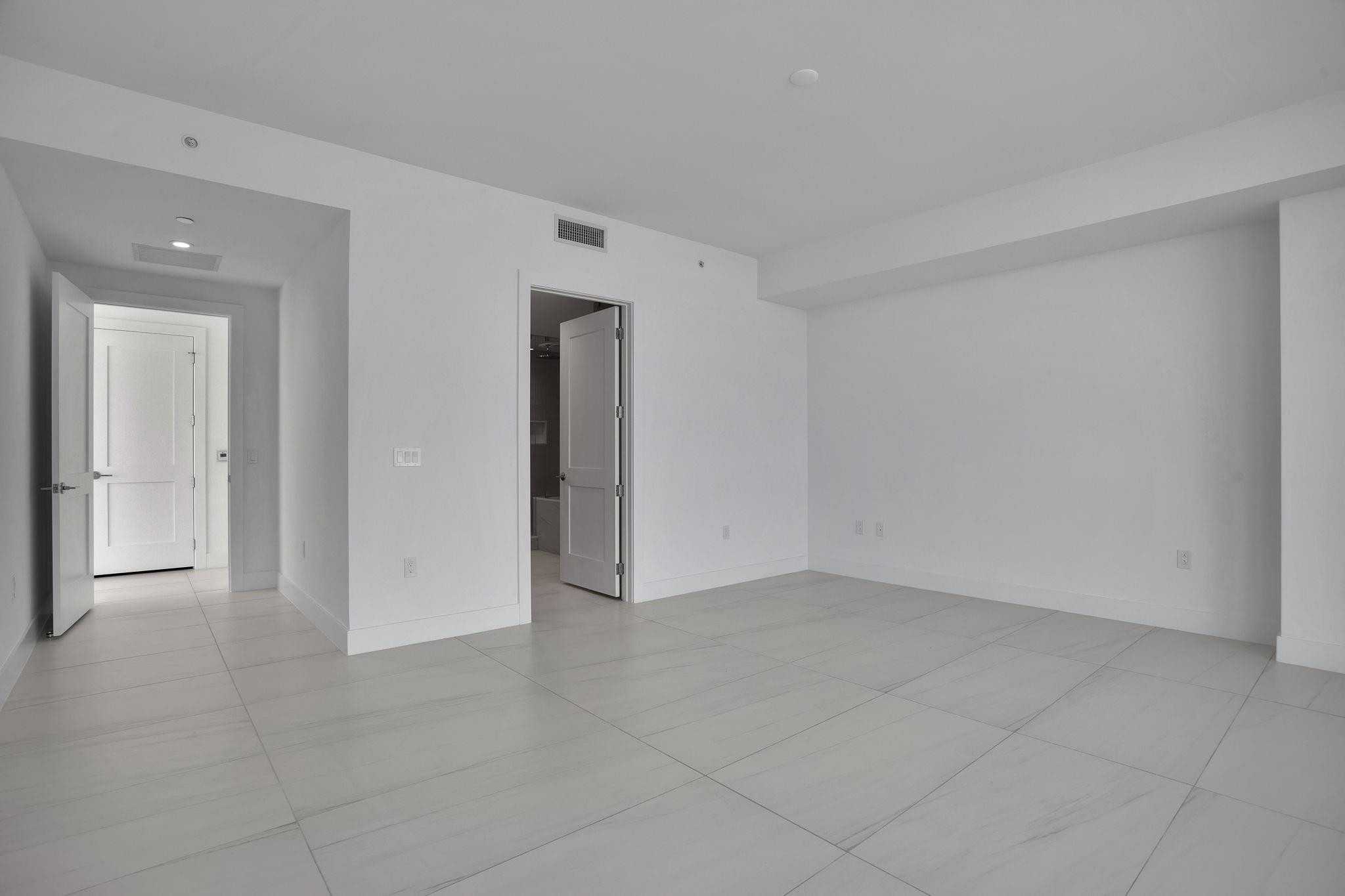 151 N Seabreeze Blv #E-701 Fort Lauderdale, FL 33304