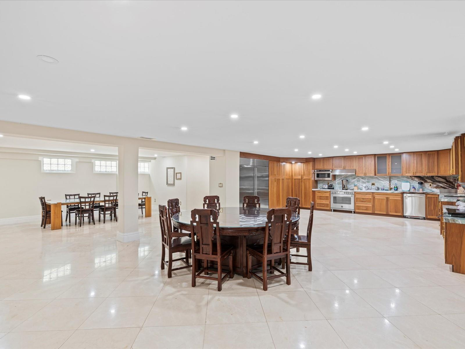 555 Ocean North Miami Beach, FL 33160