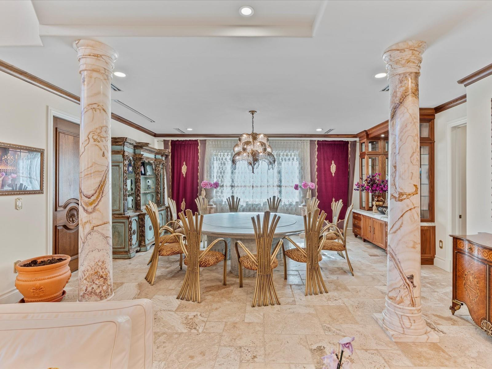 555 Ocean North Miami Beach, FL 33160