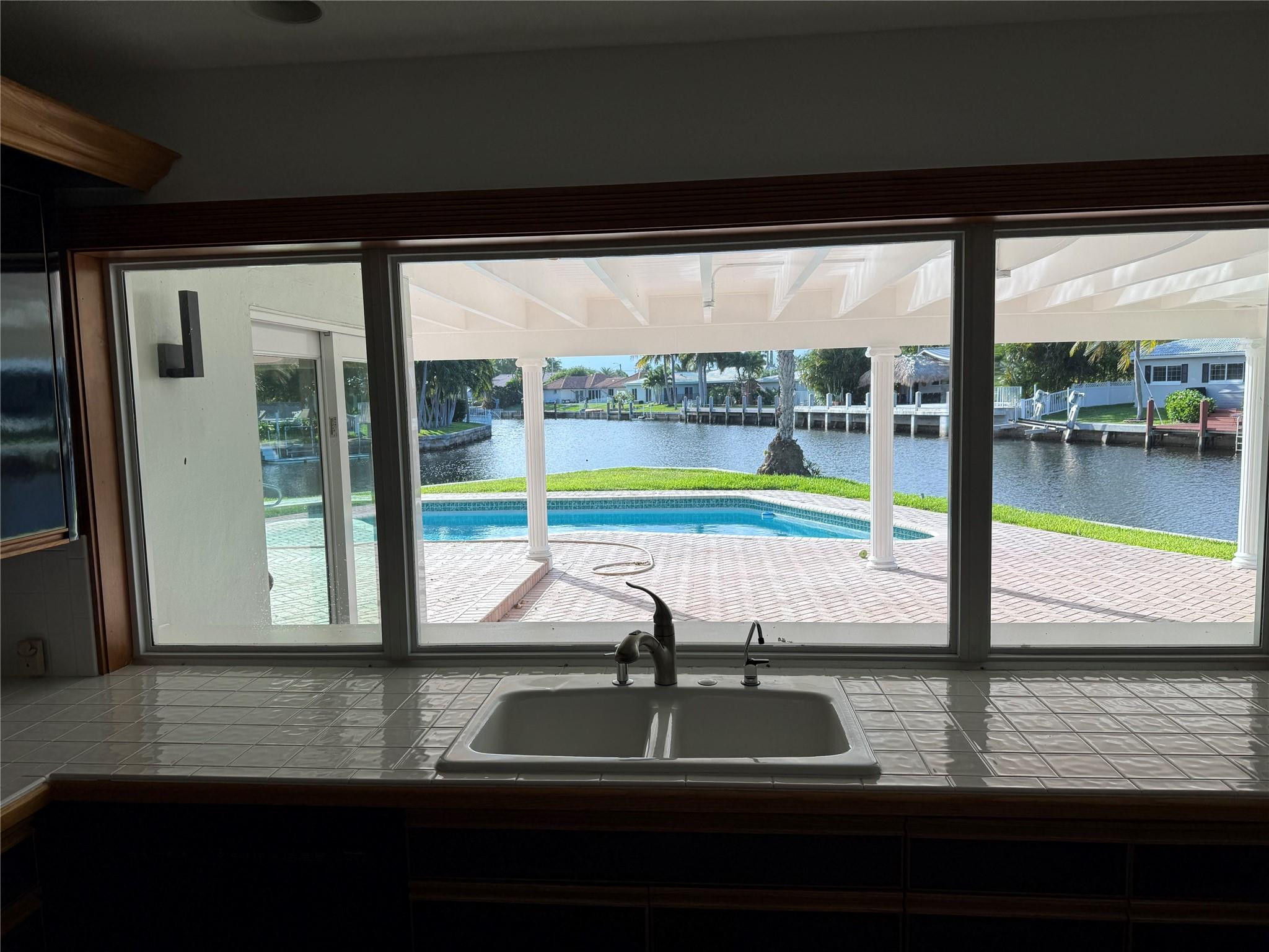 5251 NE 29th Fort Lauderdale, FL 33308