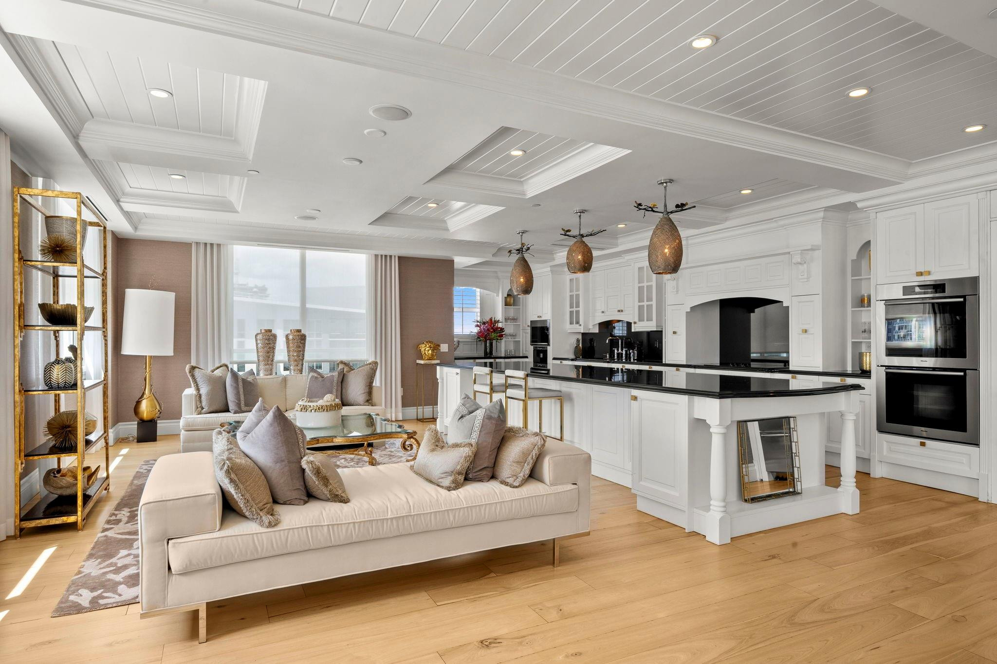 350 SE 2nd #GPH10 Fort Lauderdale, FL 33301