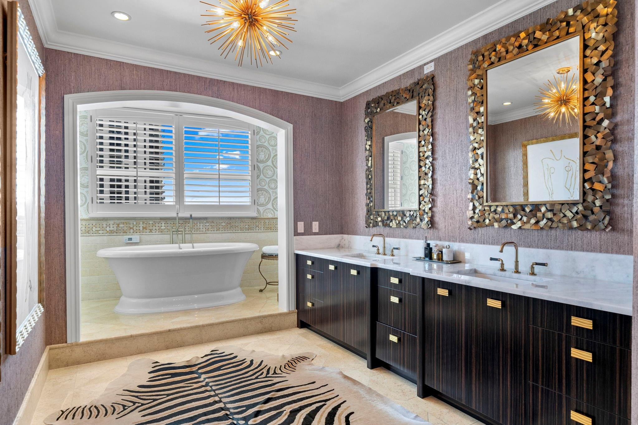 350 SE 2nd #GPH10 Fort Lauderdale, FL 33301