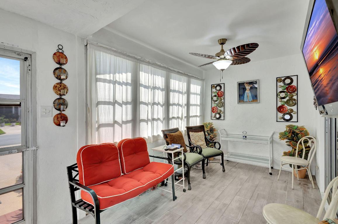 3411 Christopher West Palm Beach, FL 33417