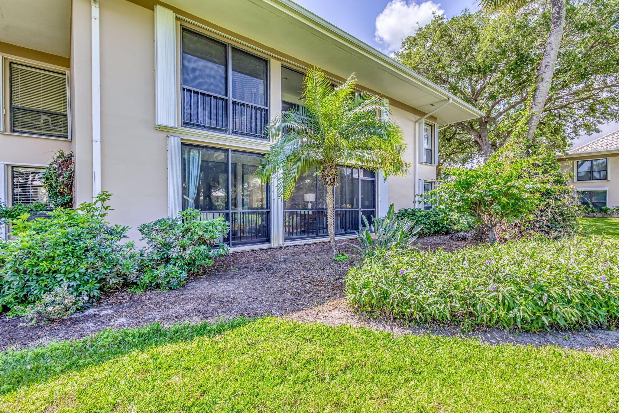 11 SE Concourse Dr #Unit B Jupiter, FL 33469