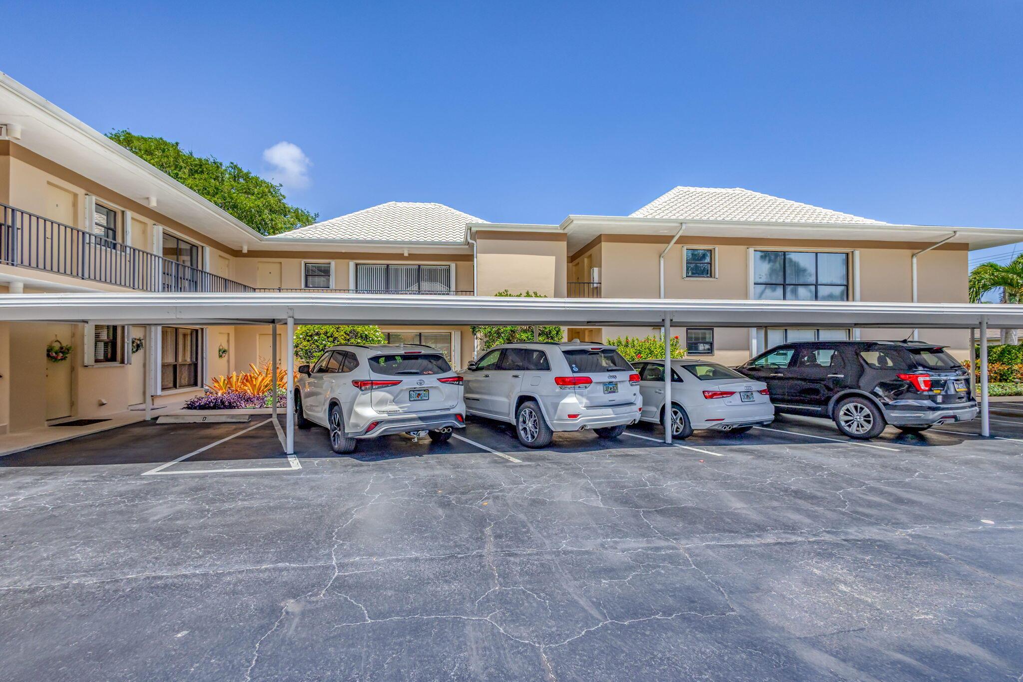 11 SE Concourse Dr #Unit B Jupiter, FL 33469