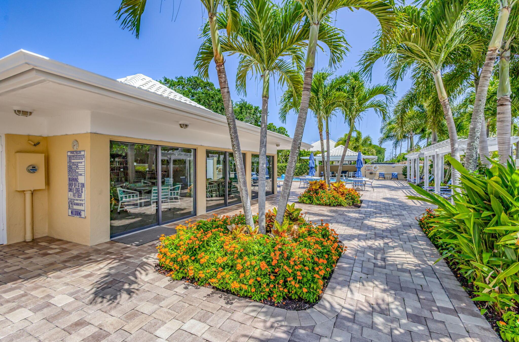 11 SE Concourse Dr #Unit B Jupiter, FL 33469