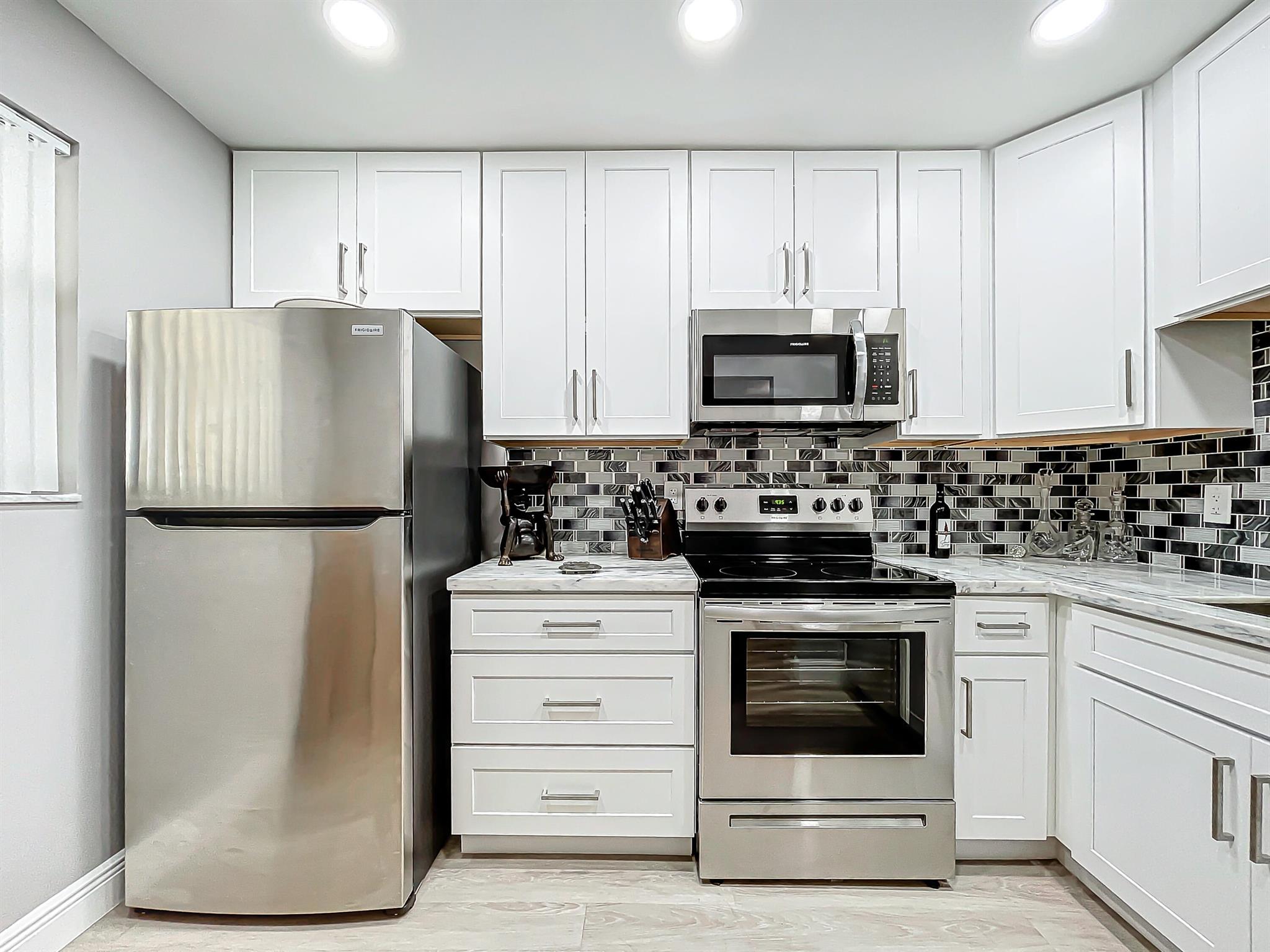 133 Lake Evelyn Dr,West Palm Beach, FL 33411