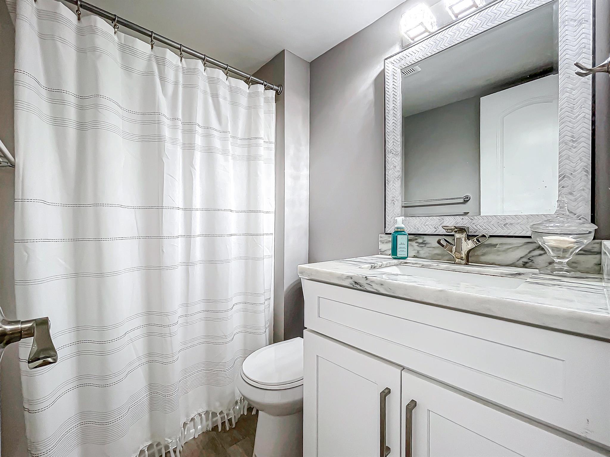 133 Lake Evelyn Dr,West Palm Beach, FL 33411