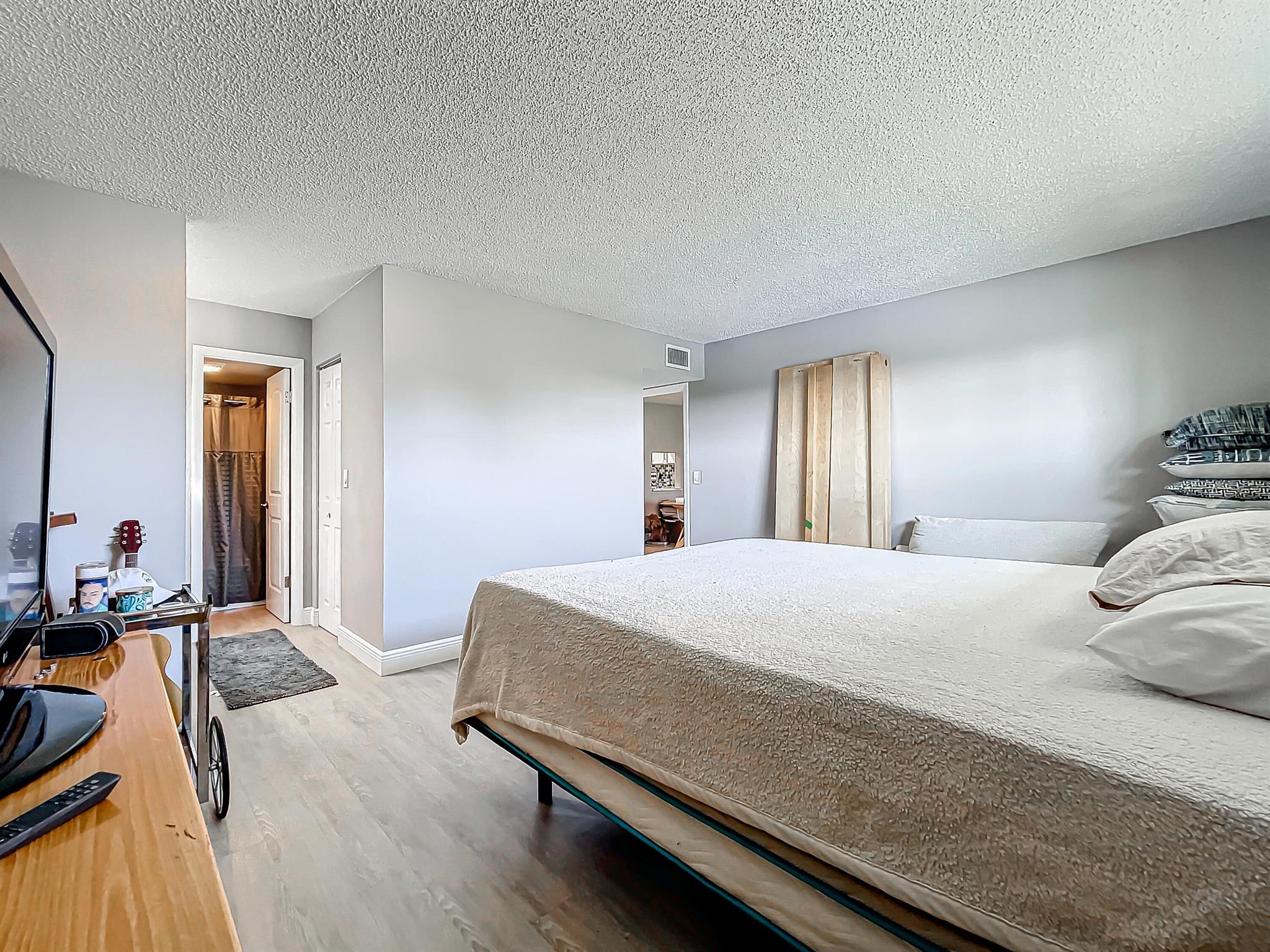 133 Lake Evelyn Dr,West Palm Beach, FL 33411