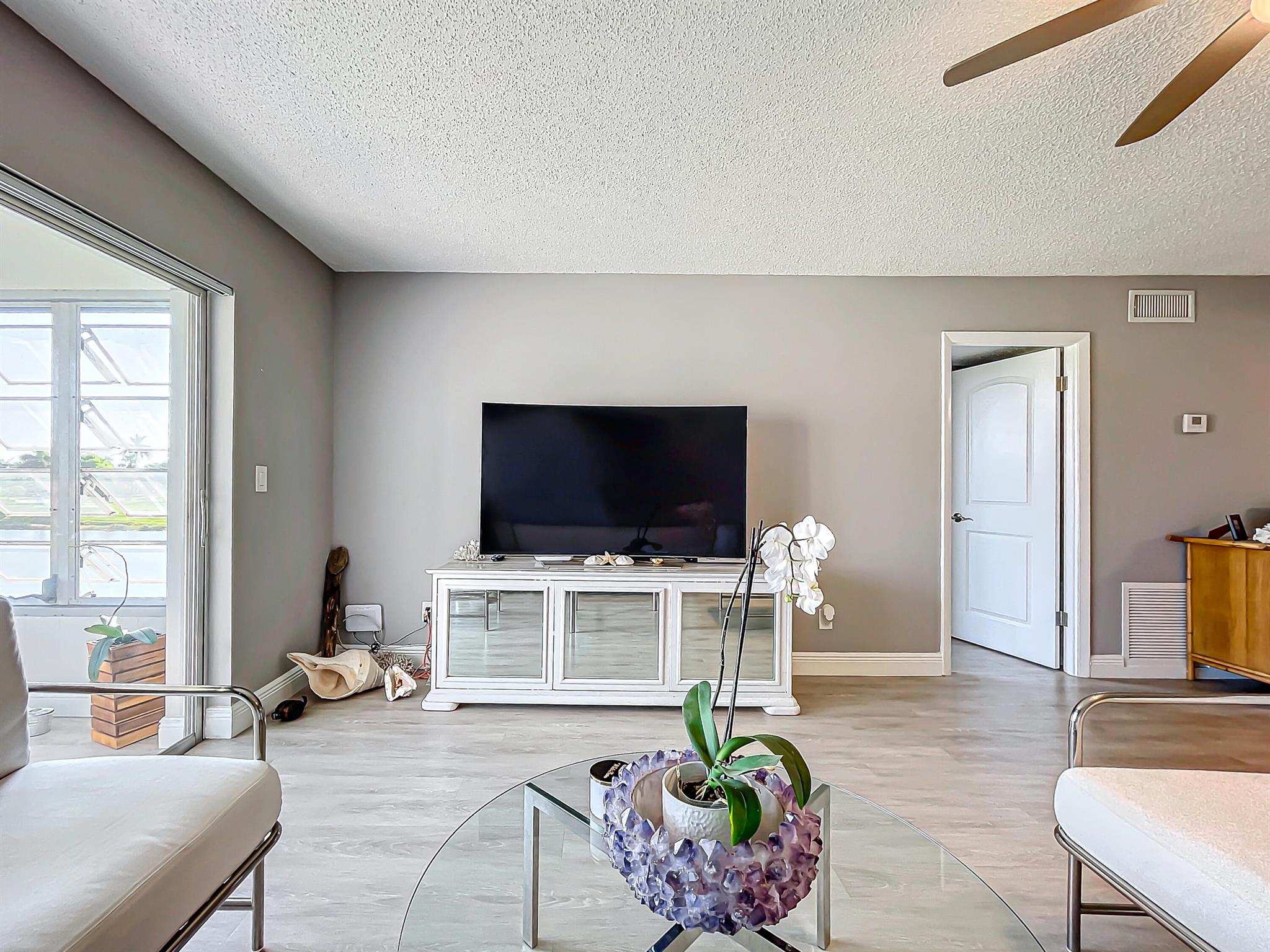 133 Lake Evelyn Dr,West Palm Beach, FL 33411