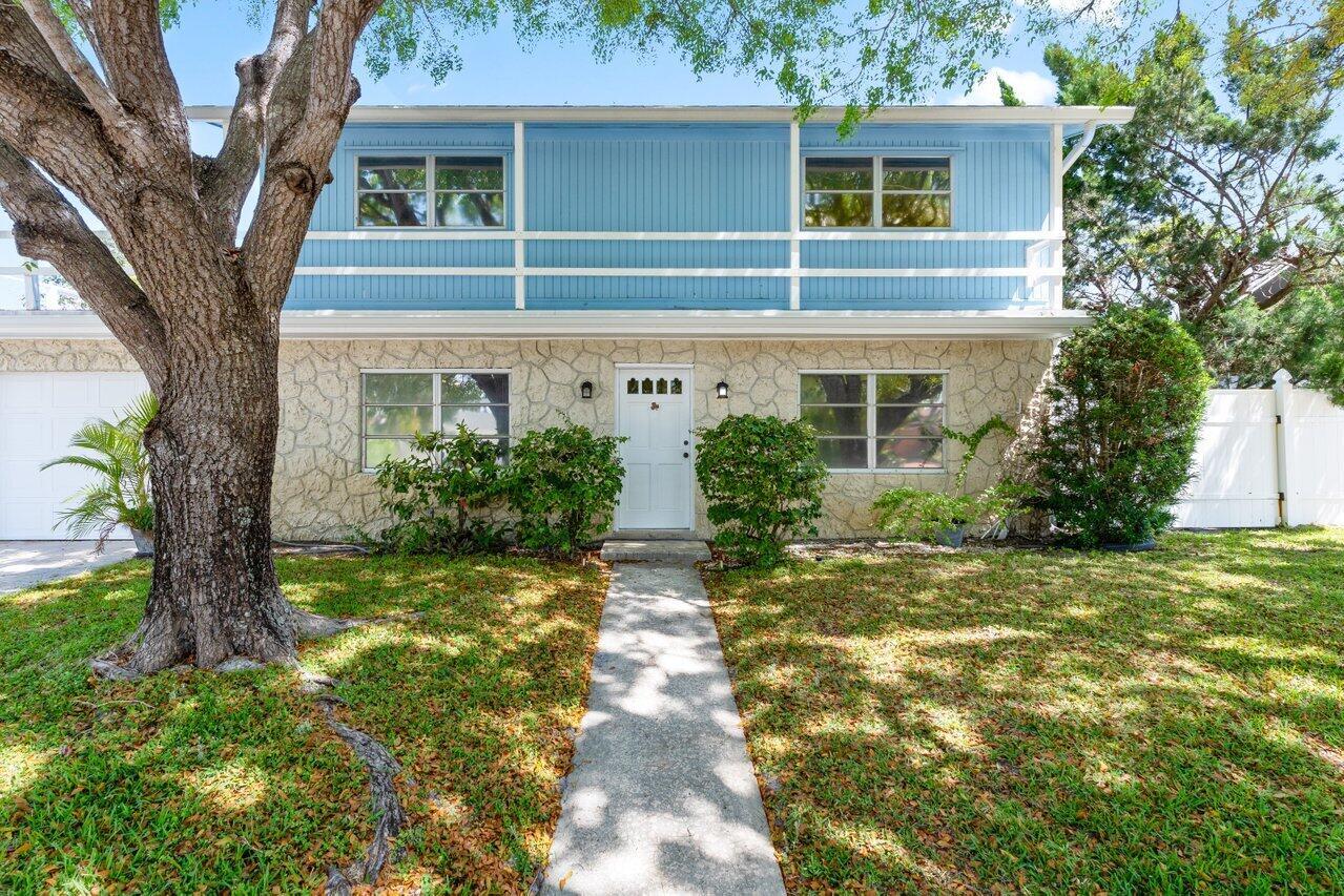 7 Willow Rd,Tequesta, FL 33469