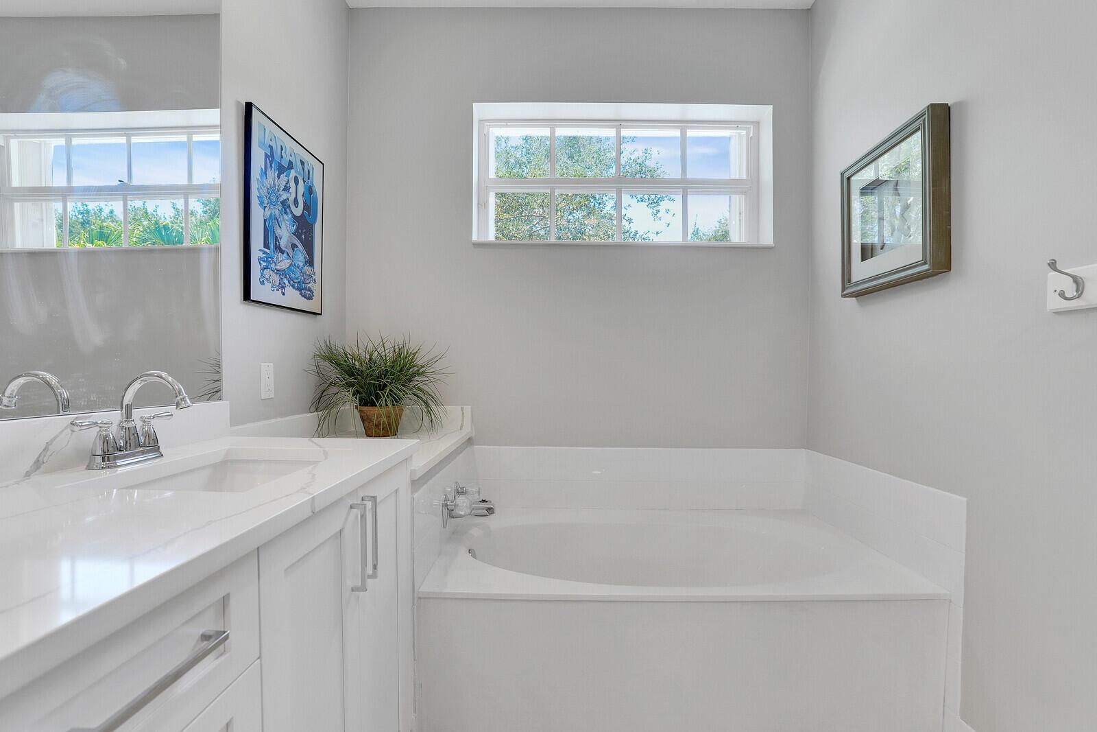 211 Barbados Dr Jupiter, FL 33458