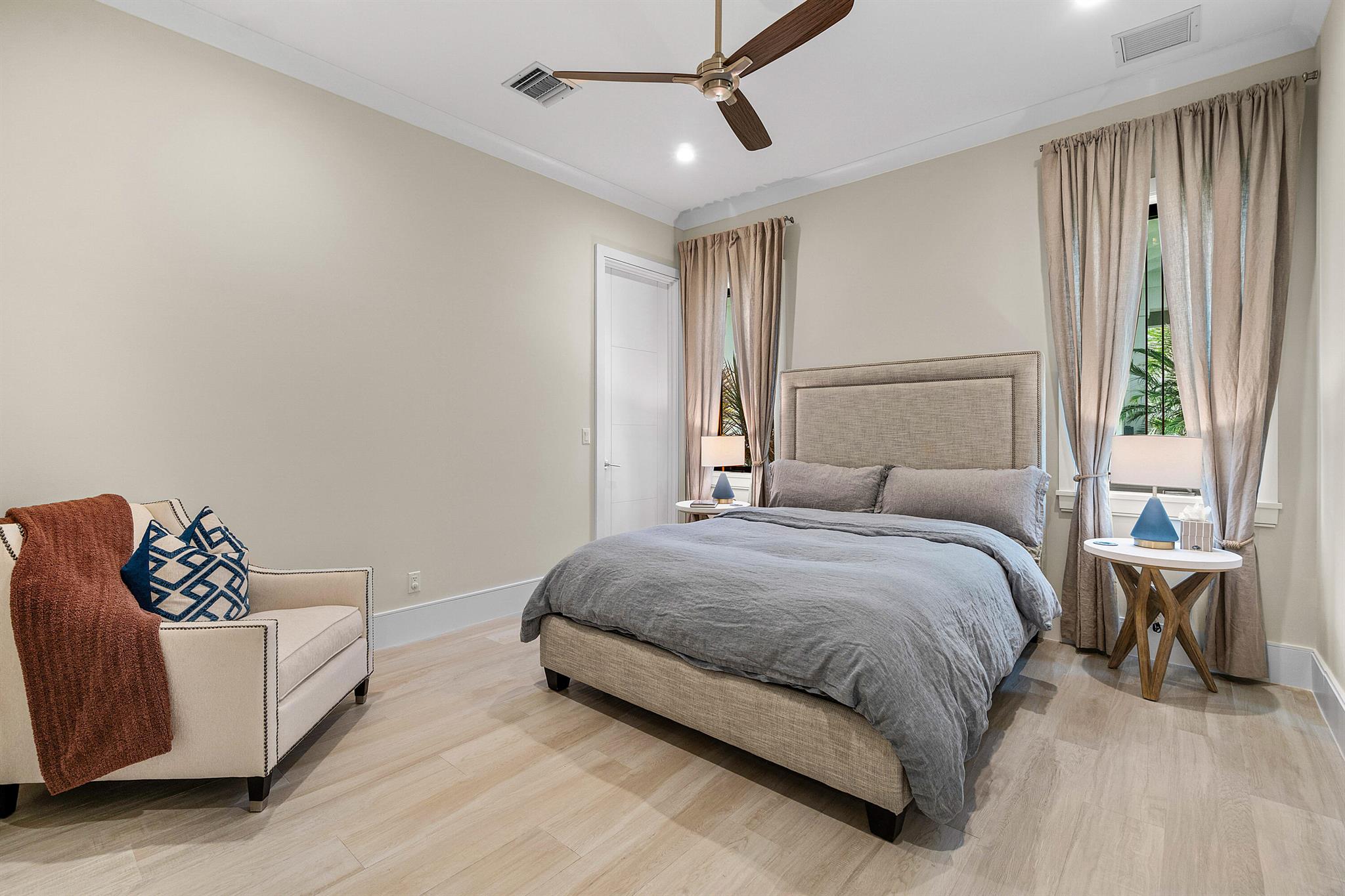 14061 Paradise Pt Rd Palm Beach Gardens, FL 33410 14061 Paradise Pt Rd Palm Beach Gardens, FL 33410