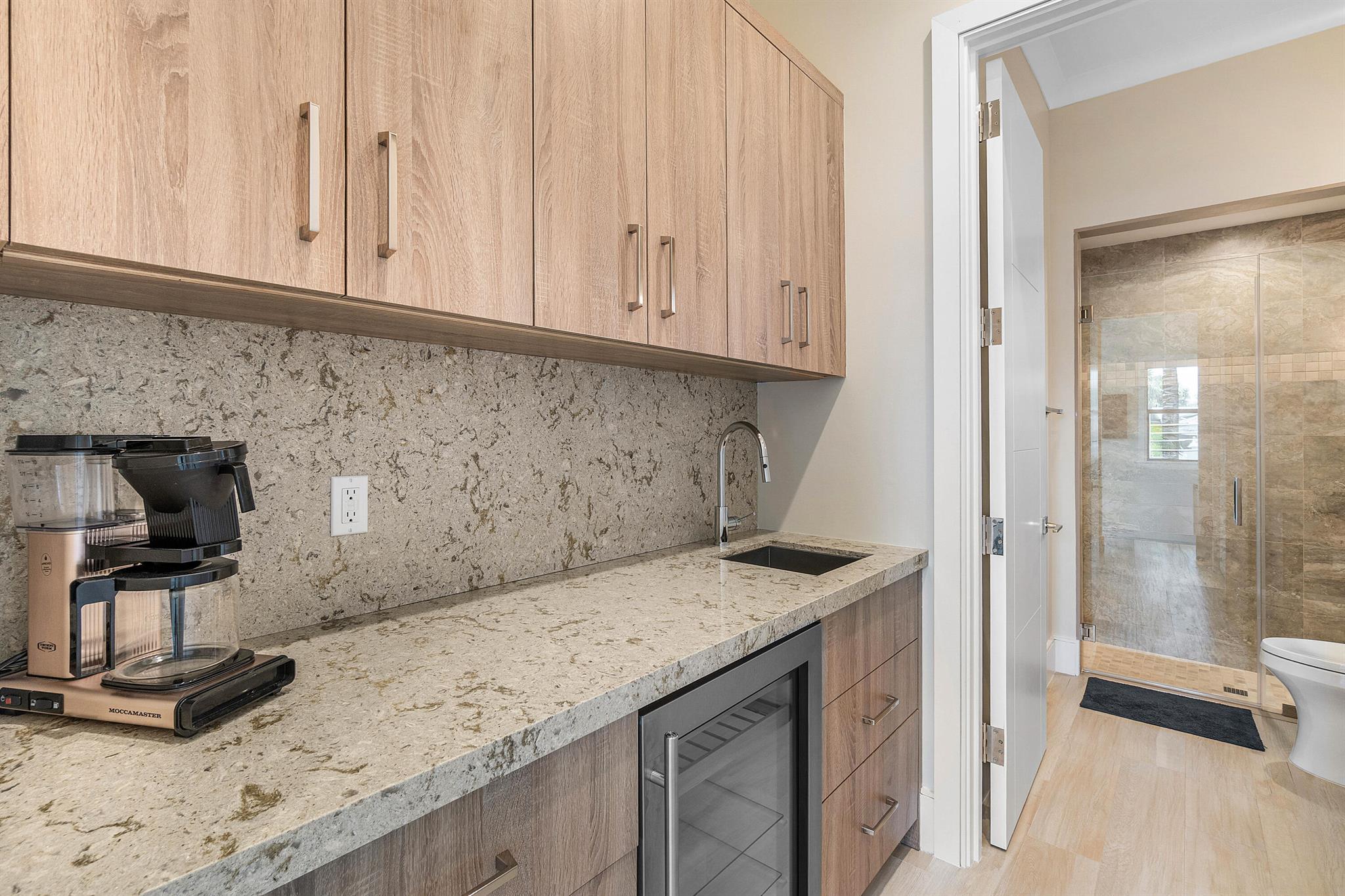 14061 Paradise Pt Rd Palm Beach Gardens, FL 33410 14061 Paradise Pt Rd Palm Beach Gardens, FL 33410