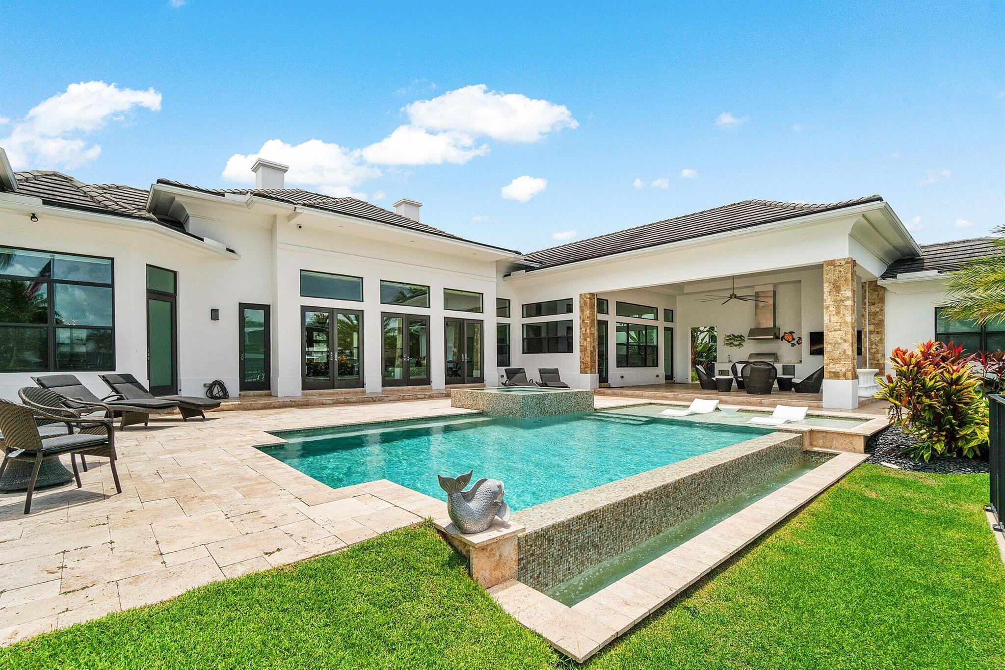 14061 Paradise Pt Rd Palm Beach Gardens, FL 33410 14061 Paradise Pt Rd Palm Beach Gardens, FL 33410