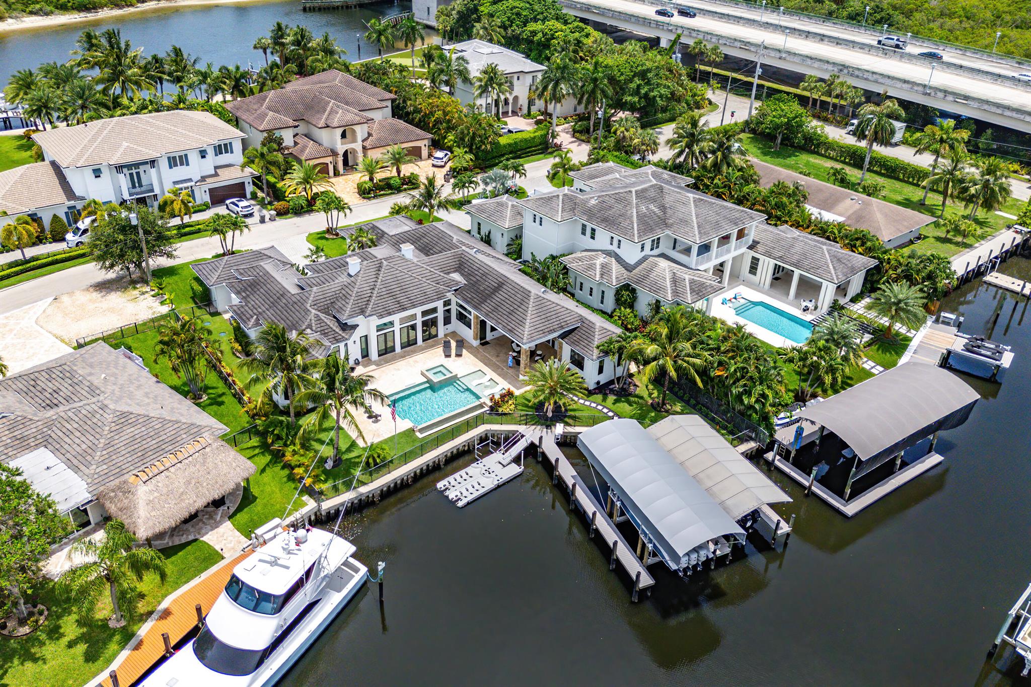 14061 Paradise Pt Rd Palm Beach Gardens, FL 33410 14061 Paradise Pt Rd Palm Beach Gardens, FL 33410