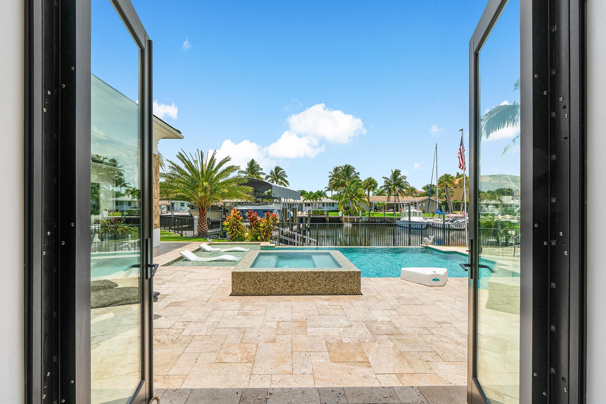 14061 Paradise Pt Rd Palm Beach Gardens, FL 33410 14061 Paradise Pt Rd Palm Beach Gardens, FL 33410