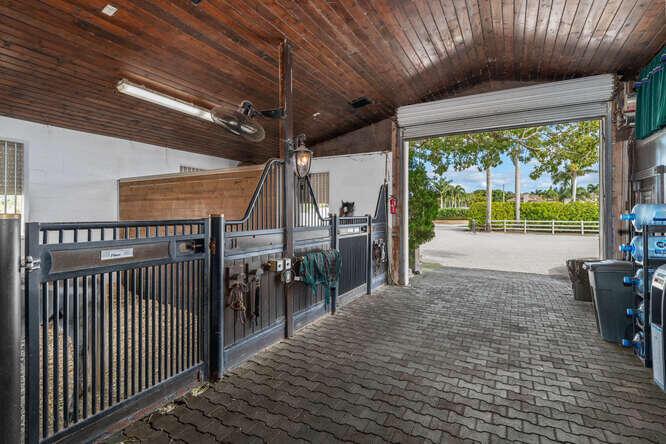 19721 118th Trl Boca Raton, FL 33498 19721 118th Trl Boca Raton, FL 33498