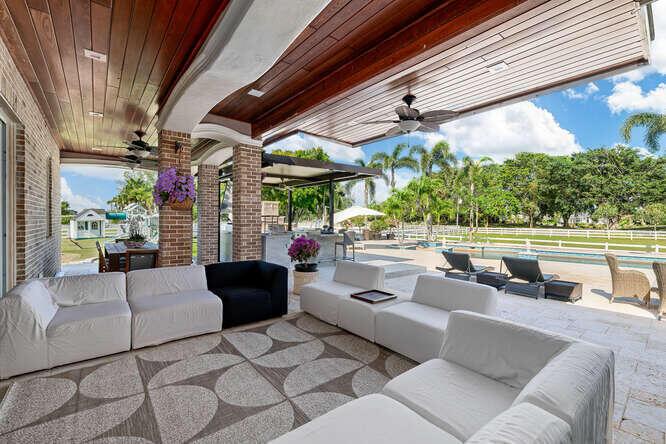 19721 118th Trl Boca Raton, FL 33498 19721 118th Trl Boca Raton, FL 33498