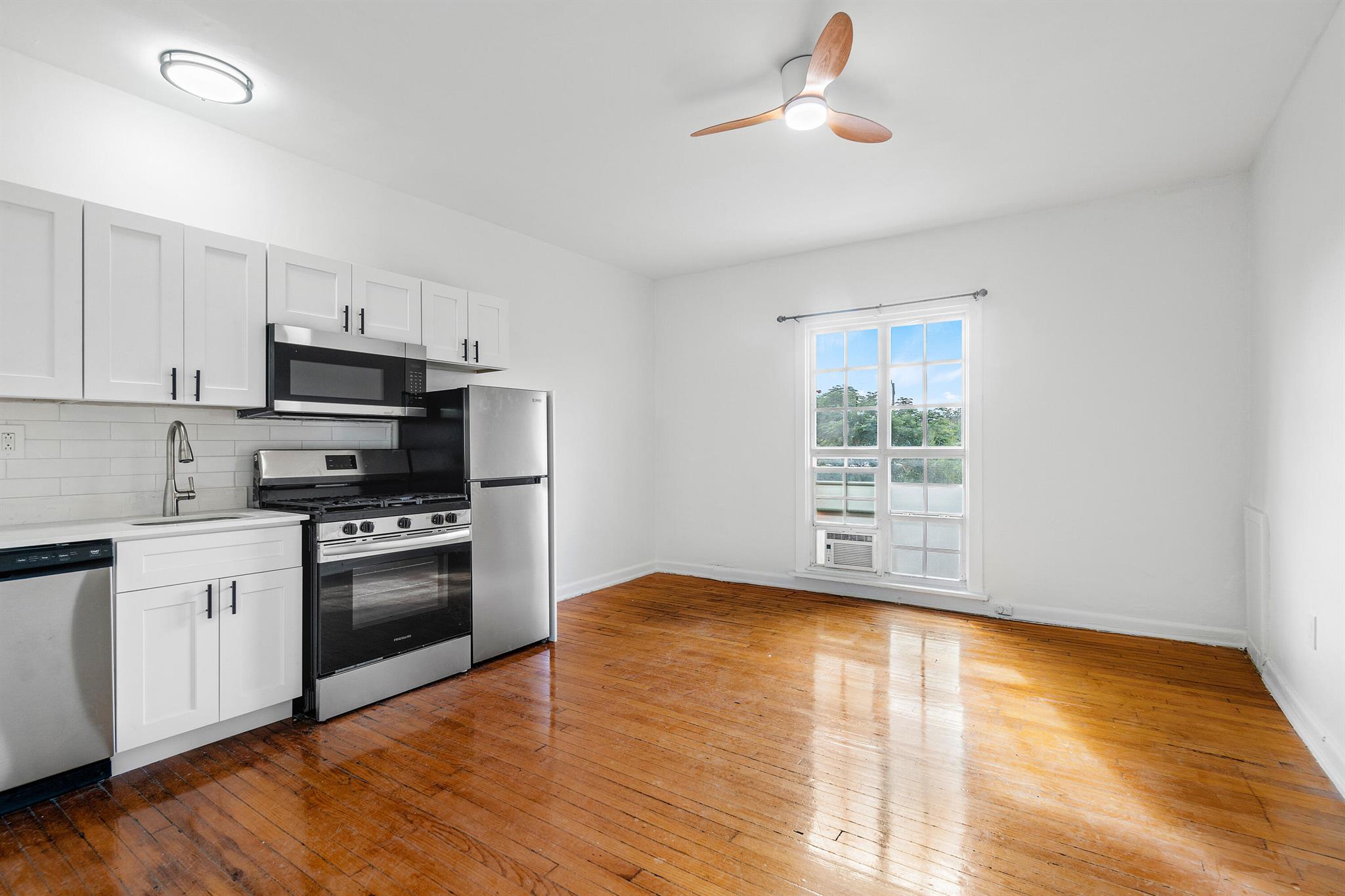 623 Park Pl #15