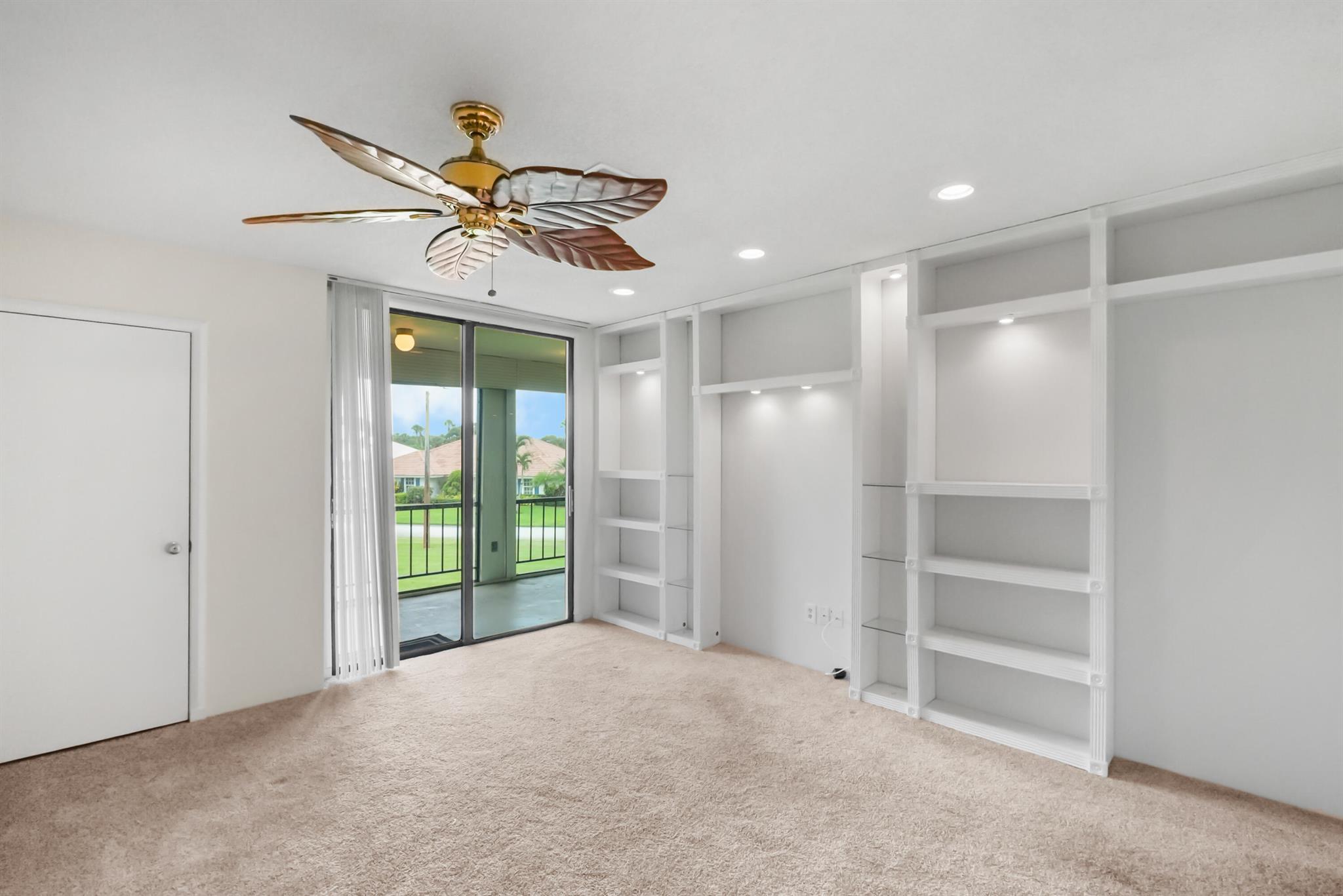 16 SE Turtle Crk Dr #E Tequesta, FL 33469