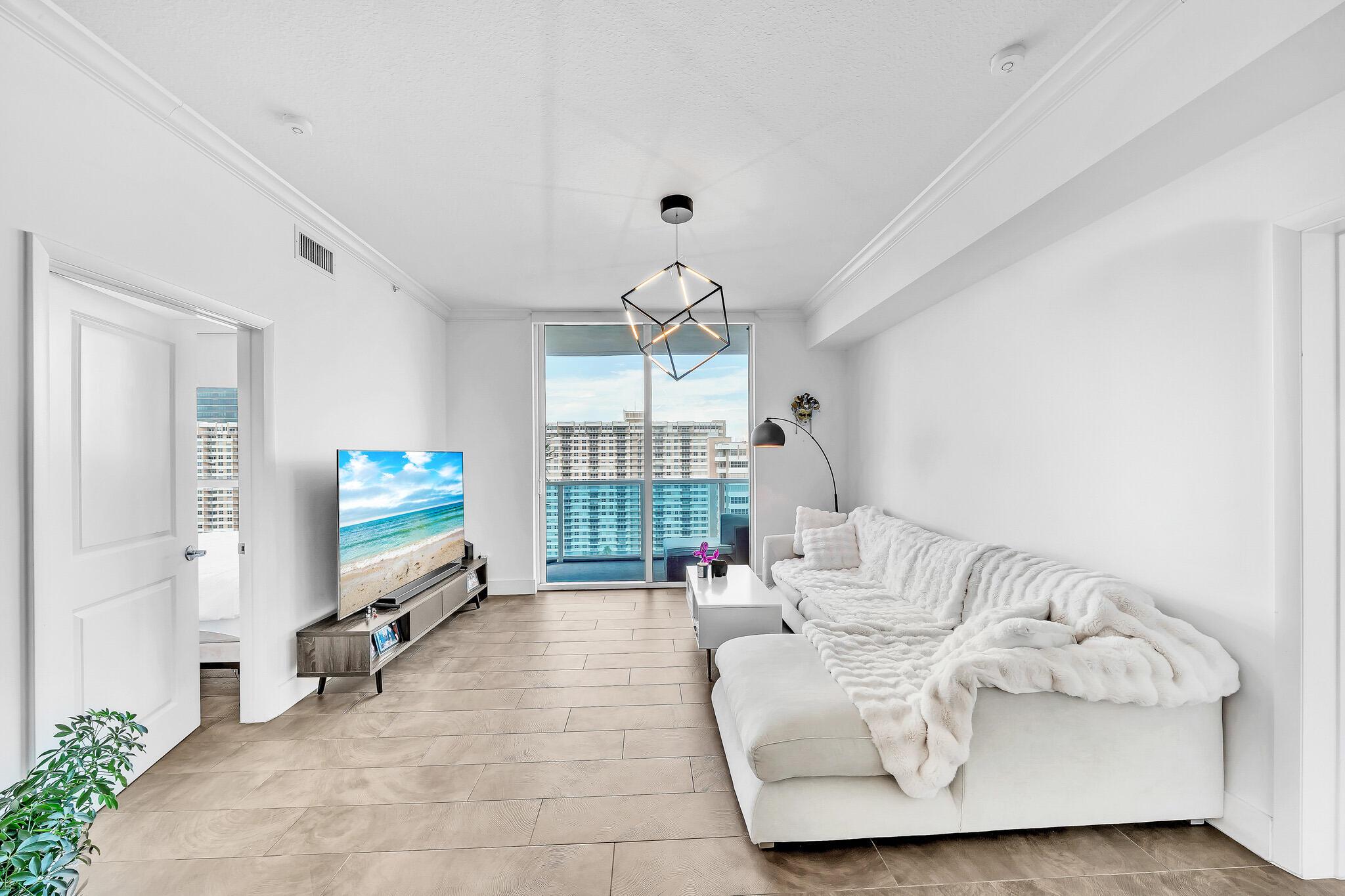 image Ocean Marine Yacht Club C4