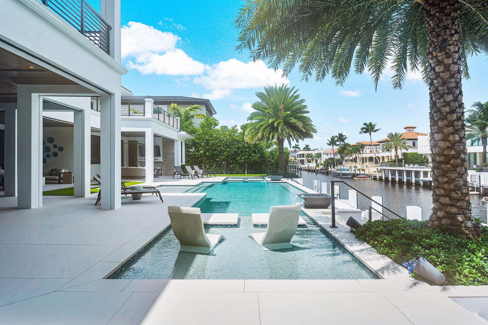 215 W Coconut Palm Rd Boca Raton, FL 33432