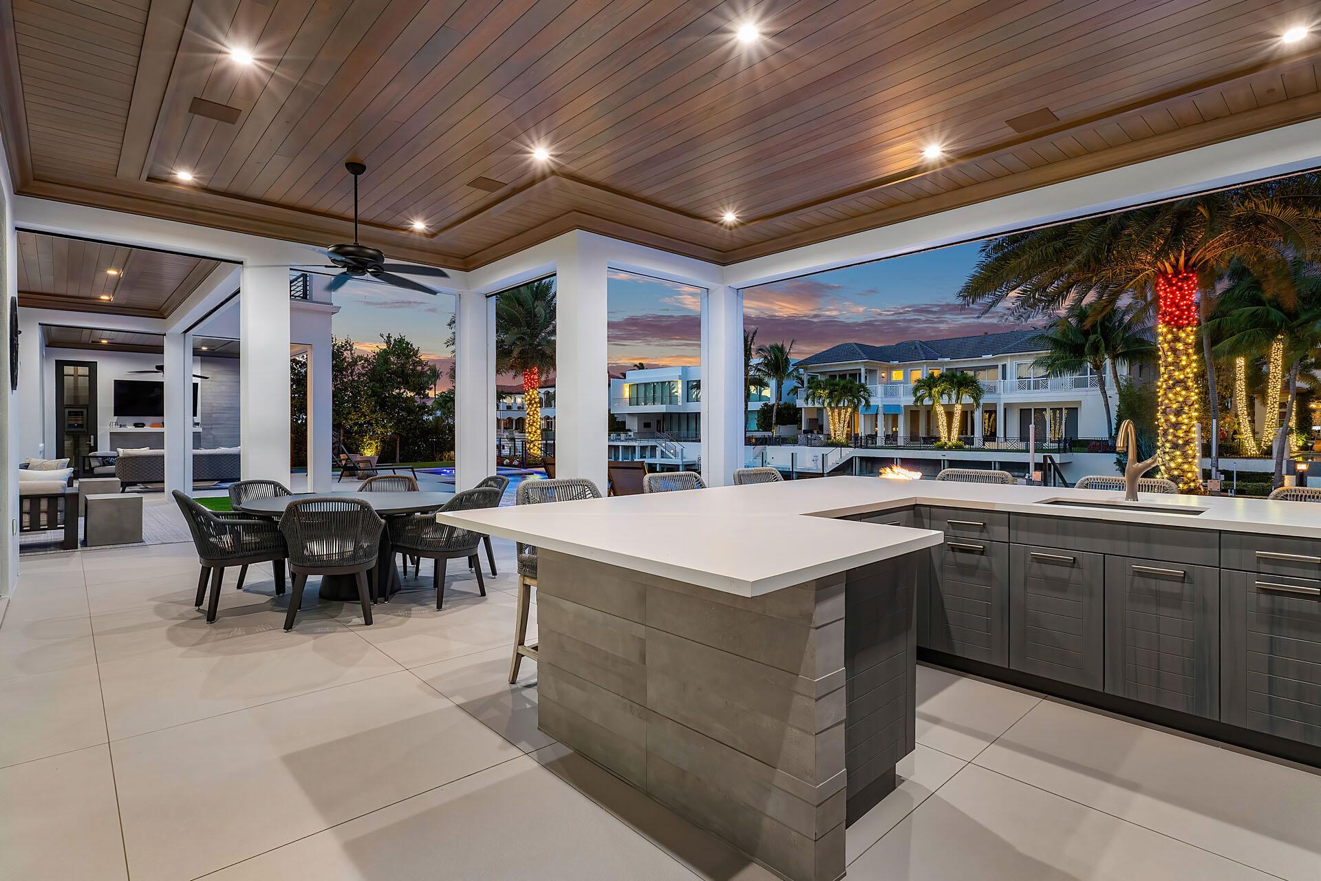 215 W Coconut Palm Rd Boca Raton, FL 33432