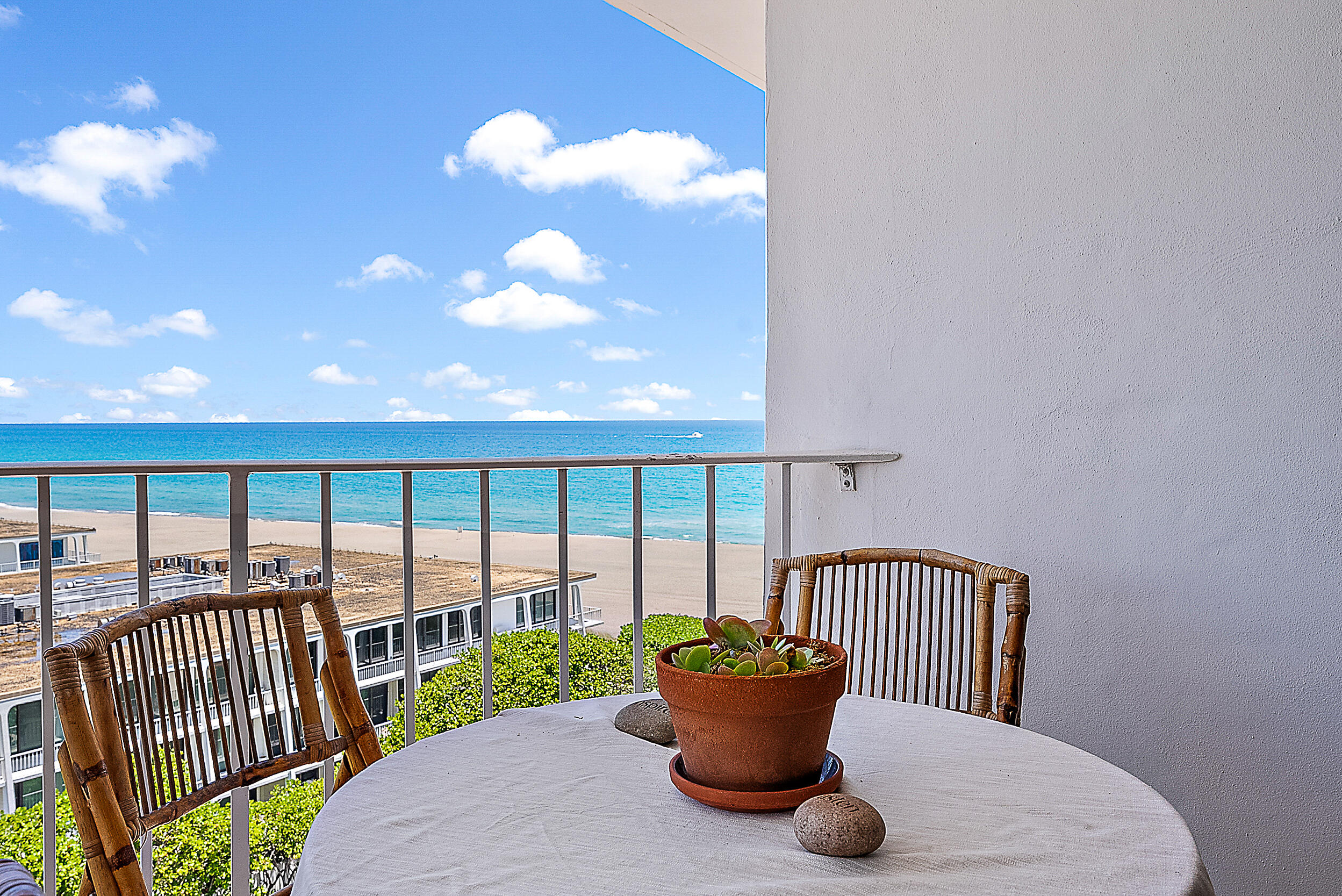 2295 S Ocean Blvd #921 Palm Beach, FL 33480