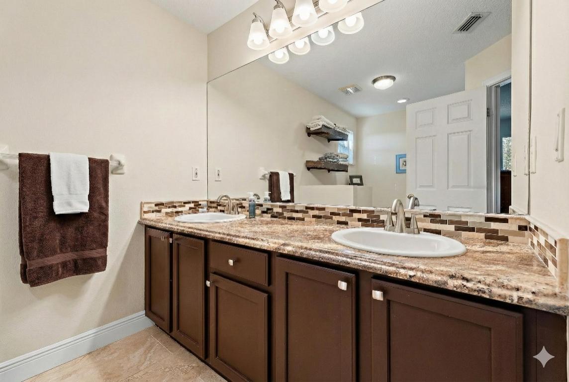 114 Pennock Lndg Cir Jupiter, FL 33458