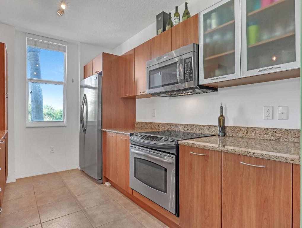 700 E Boynton Bch Blvd #312 Boynton Beach, FL 33435