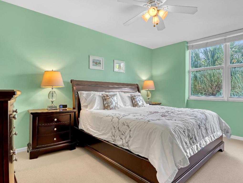 700 E Boynton Bch Blvd #312 Boynton Beach, FL 33435