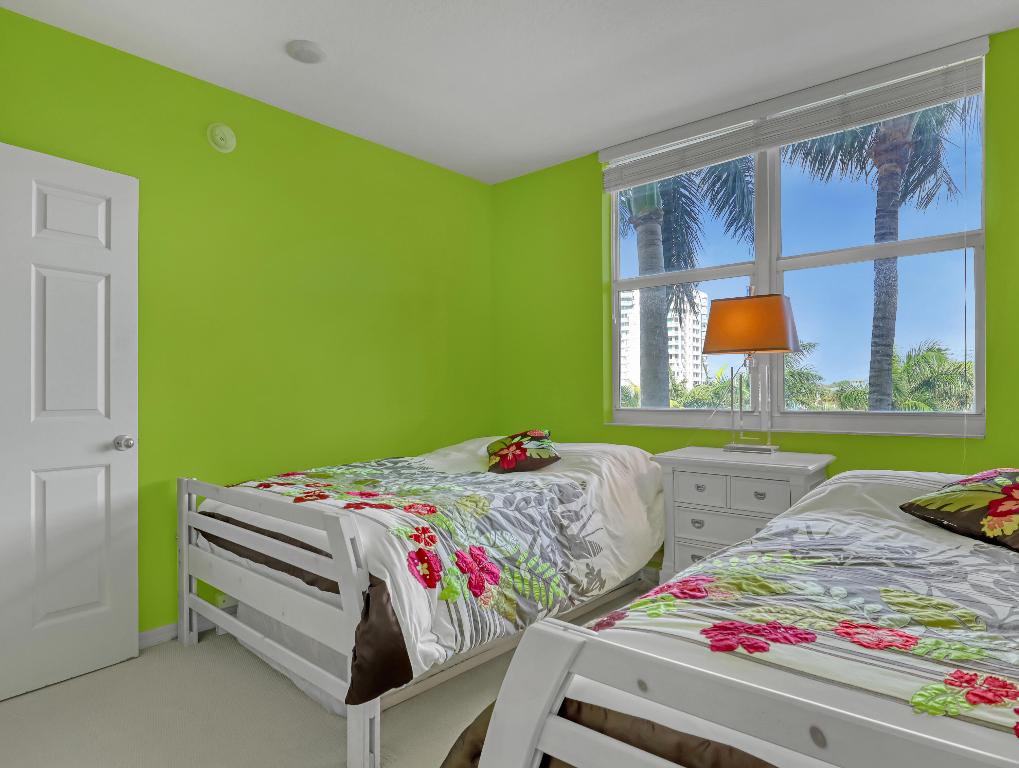 700 E Boynton Bch Blvd #312 Boynton Beach, FL 33435