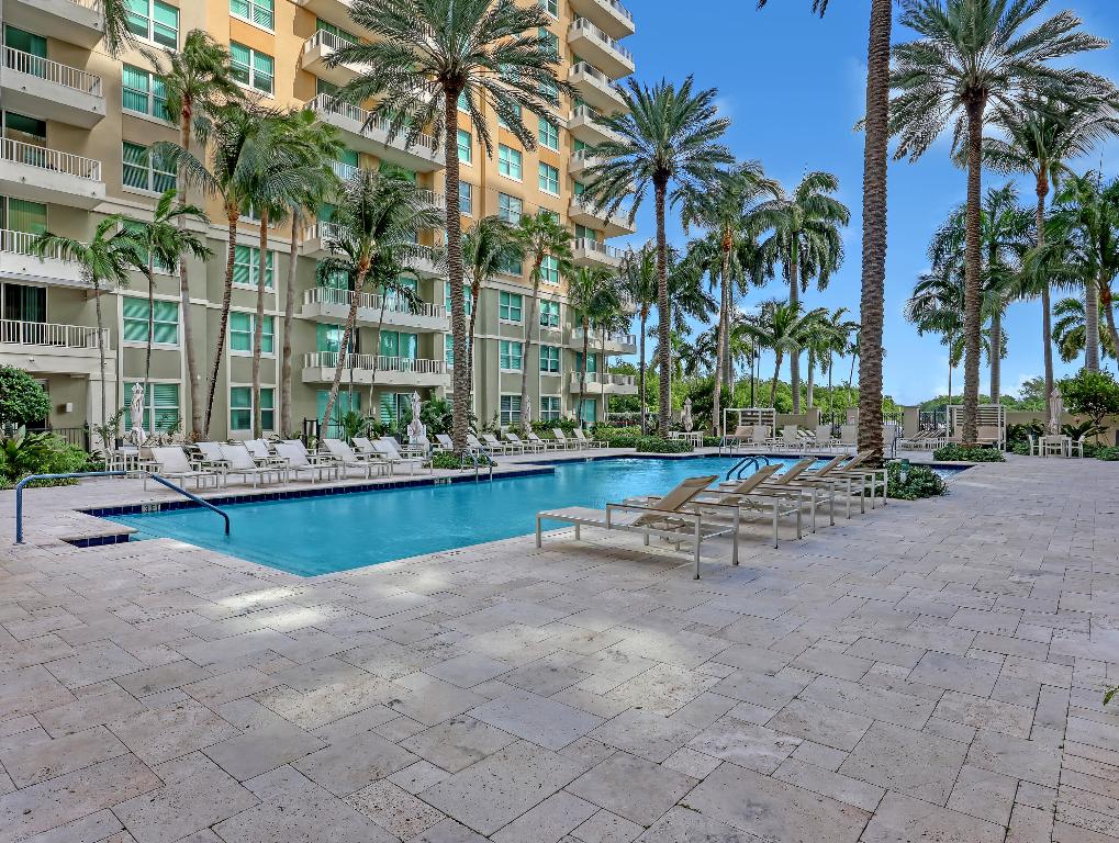 700 E Boynton Bch Blvd #312 Boynton Beach, FL 33435