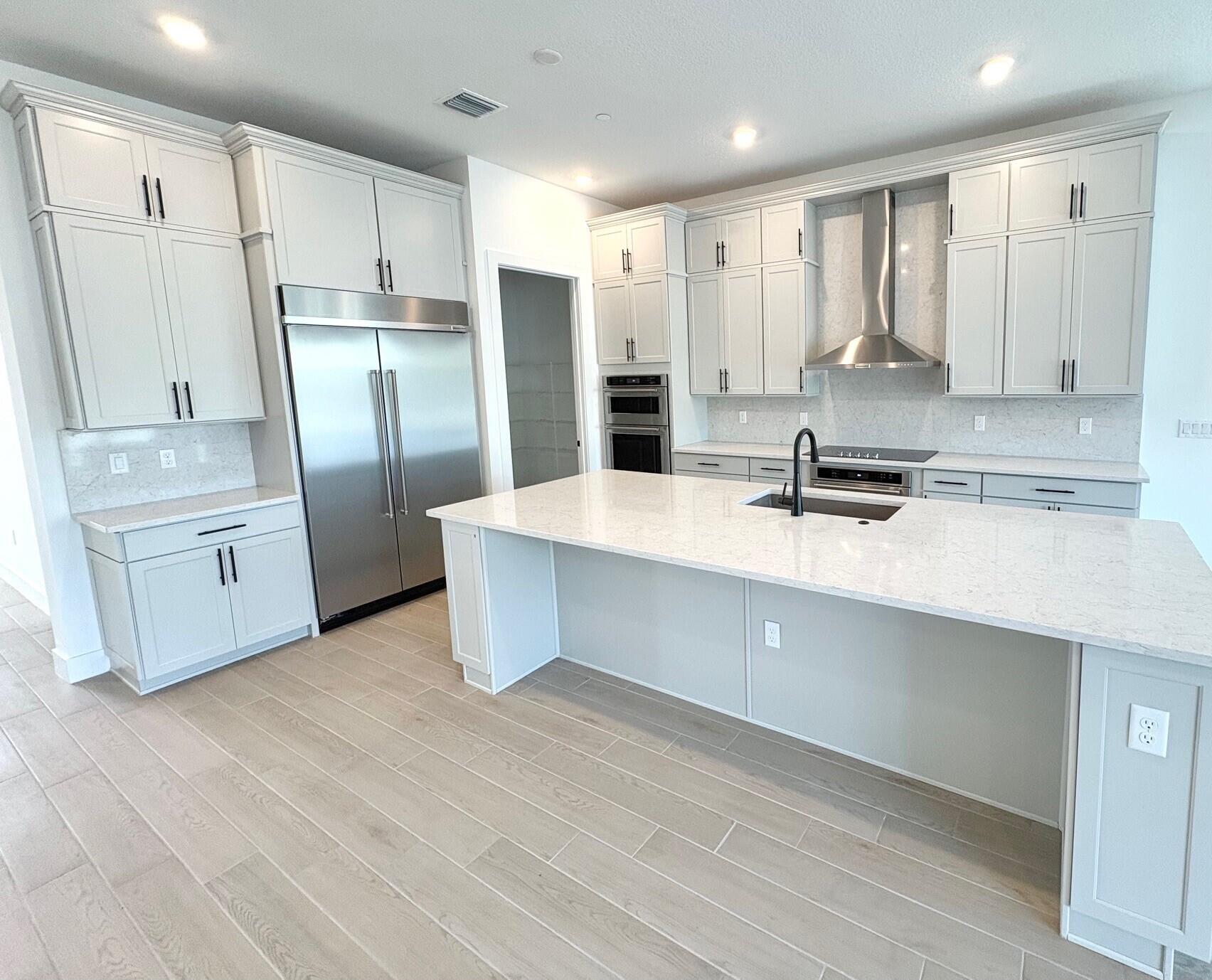 8225 Nilsa Pl #Stellar 39 Davie, FL 33328