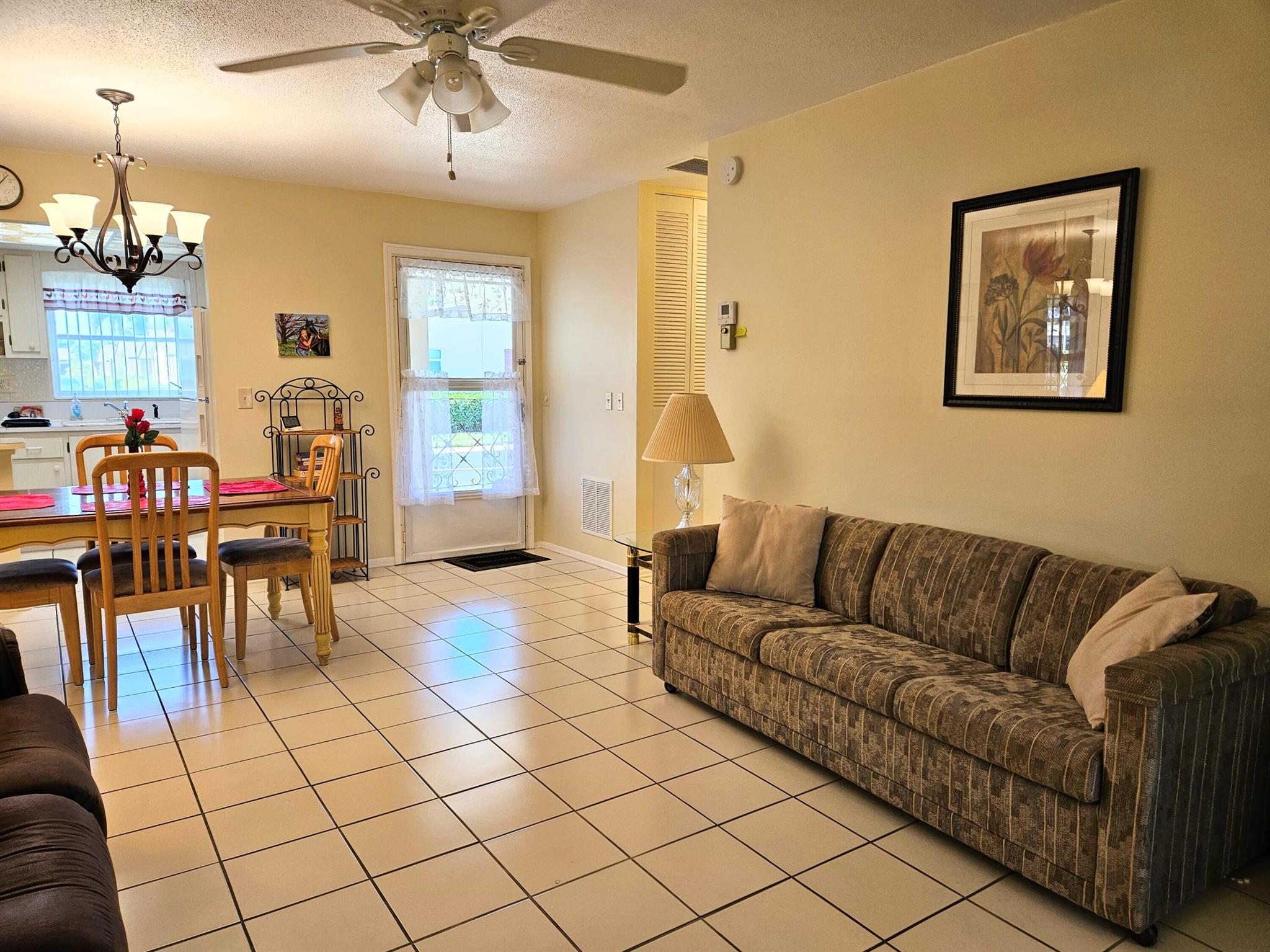 2950 Crosley Dr #C West Palm Beach, FL 33415