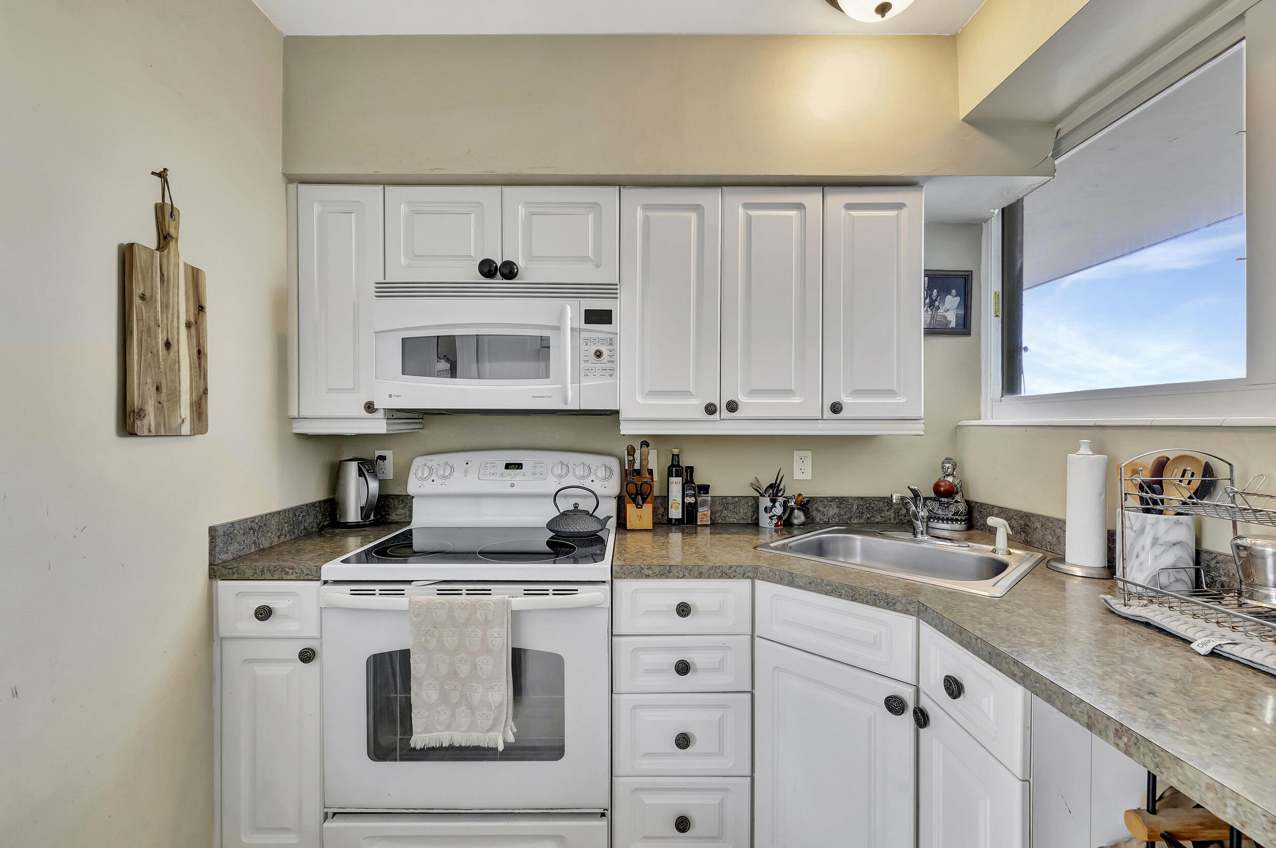 1900 S Ocean #1702 Fort Lauderdale, FL 33316