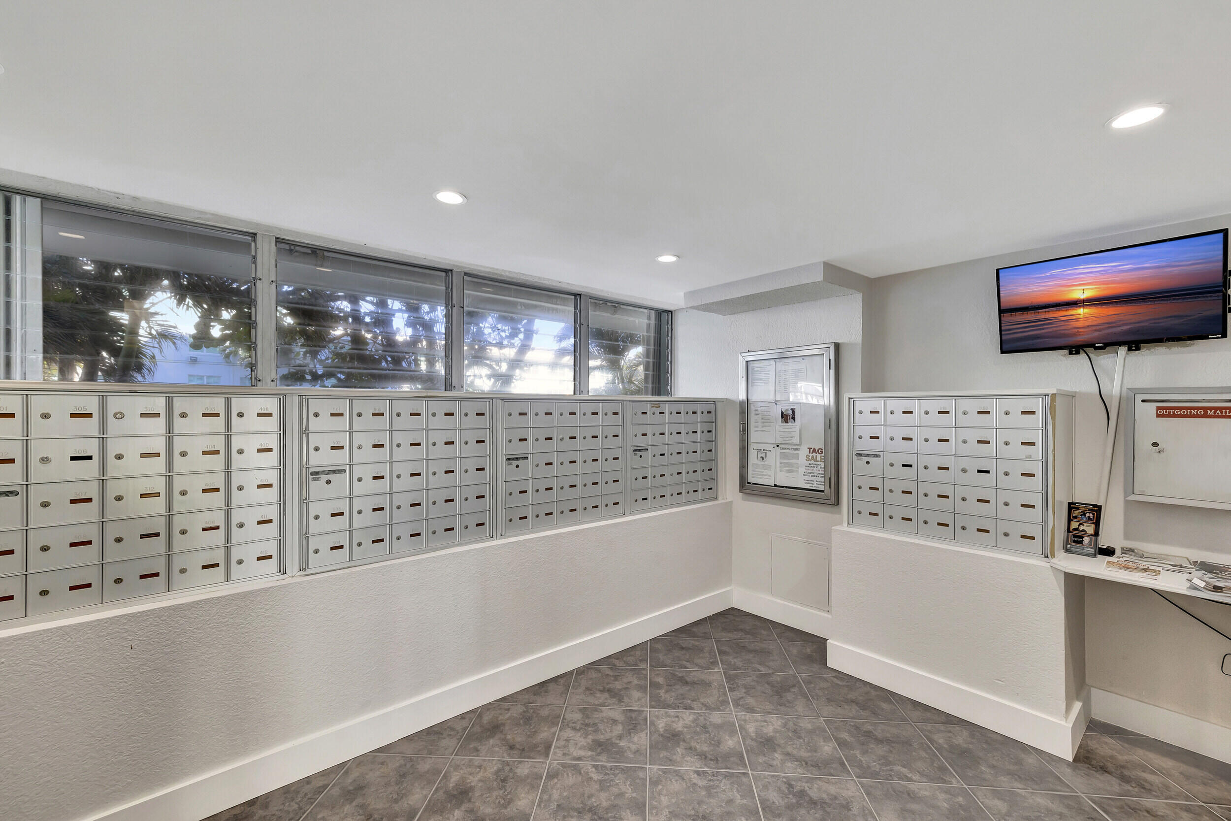 1900 S Ocean #1702 Fort Lauderdale, FL 33316