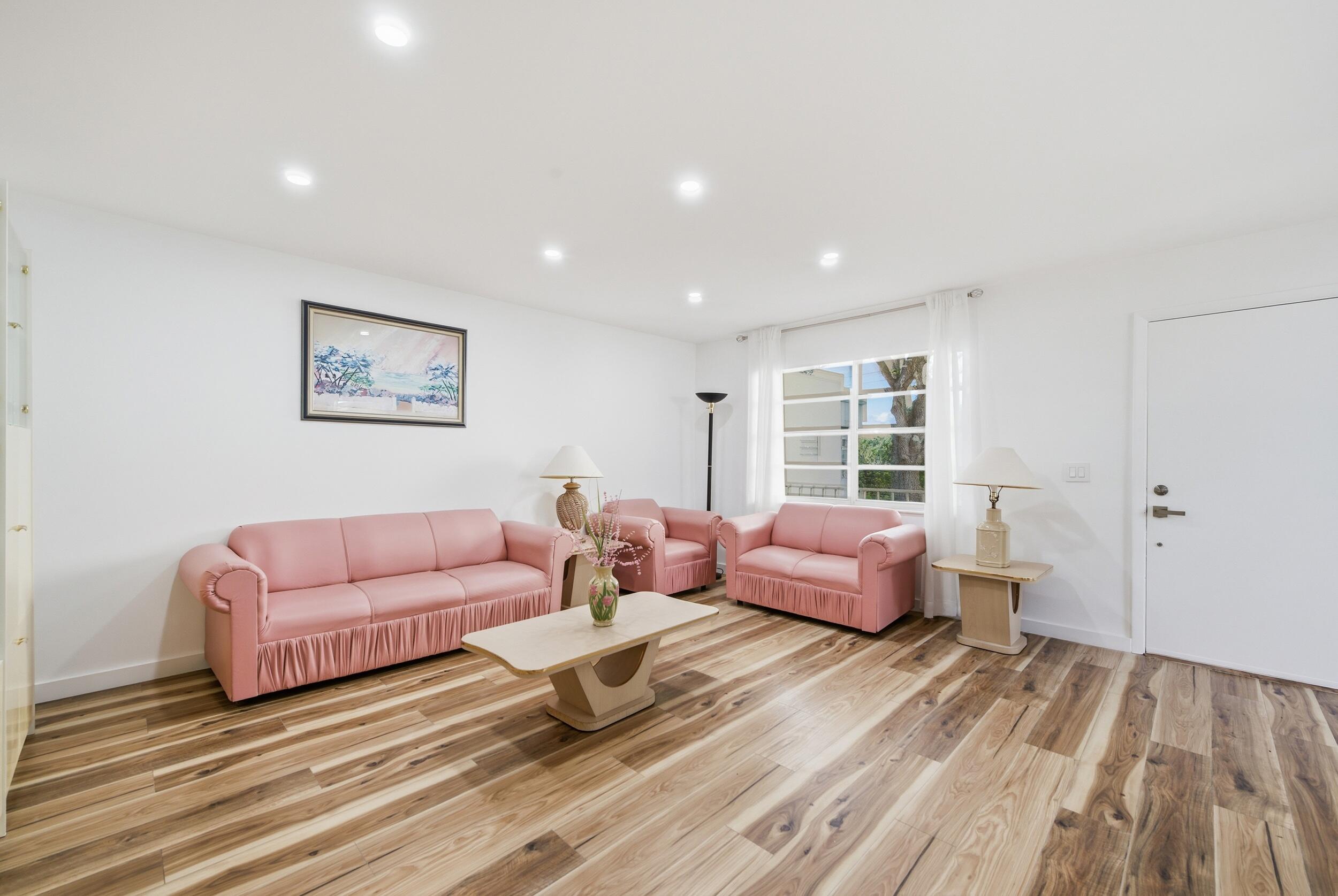 468 Normandy J Delray Beach, FL 33484