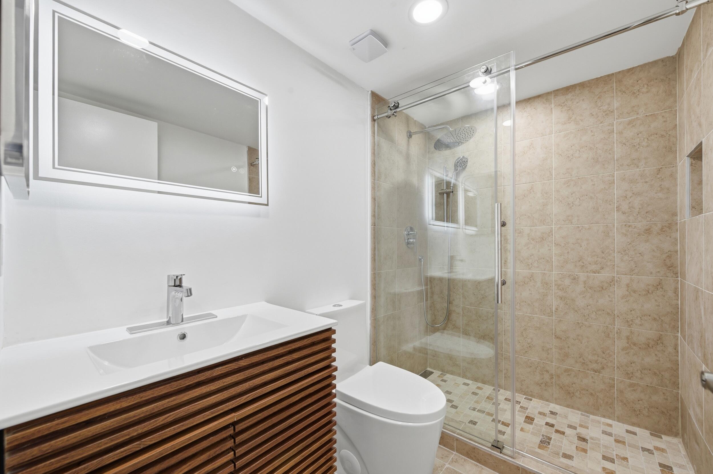 468 Normandy J Delray Beach, FL 33484