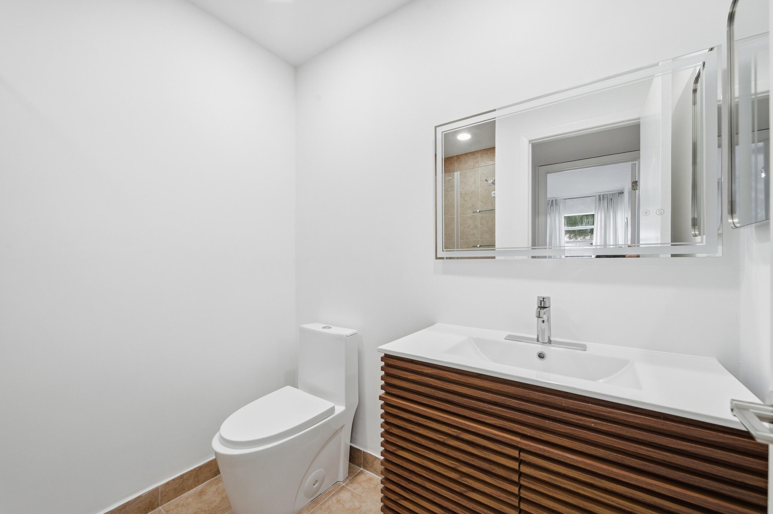 468 Normandy J Delray Beach, FL 33484