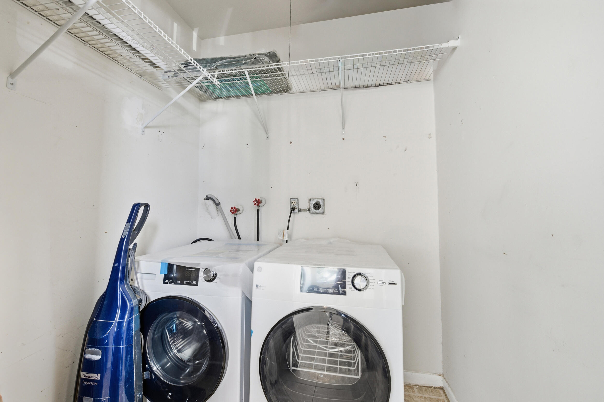 468 Normandy J Delray Beach, FL 33484