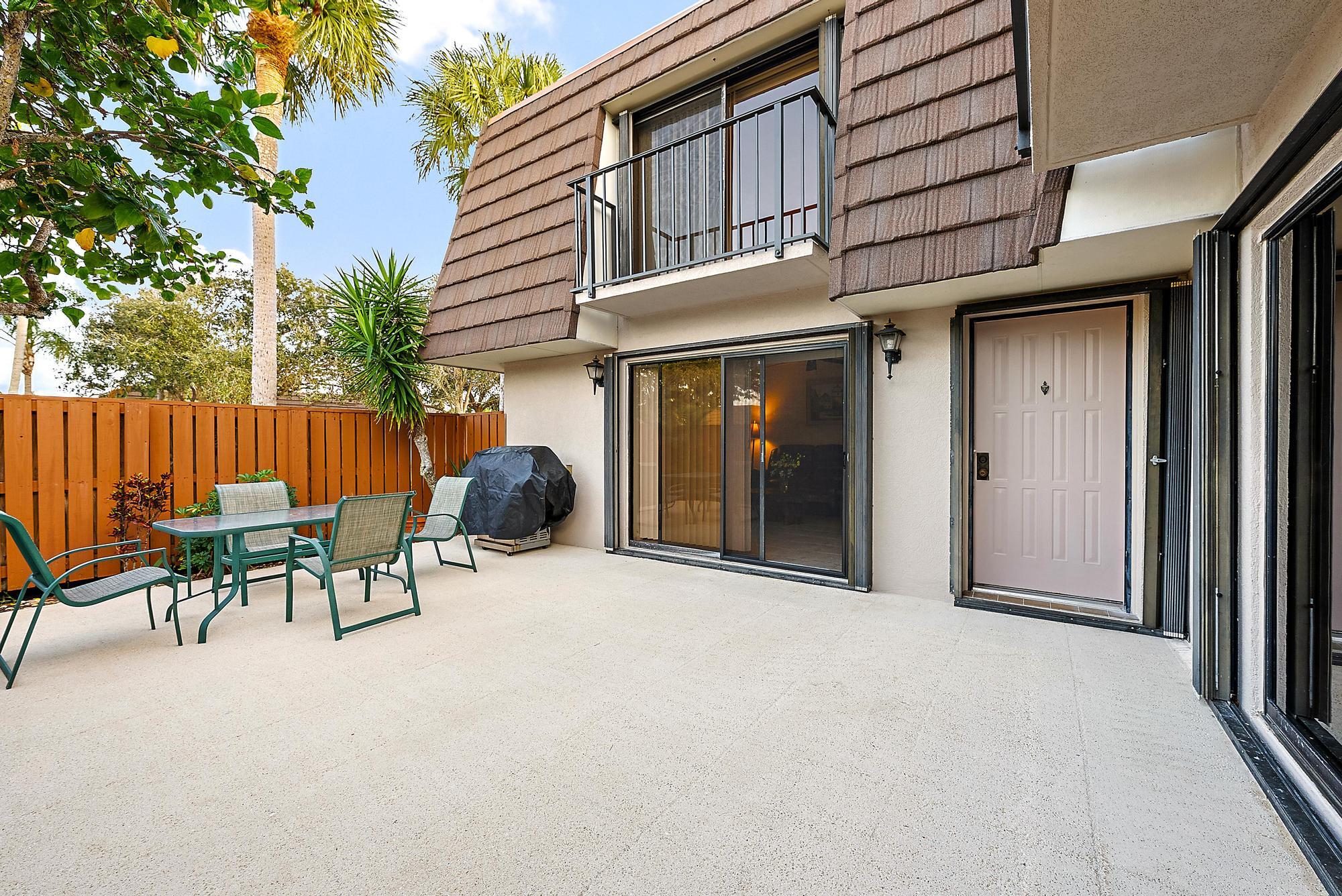 1622 16th Jupiter, FL 33477