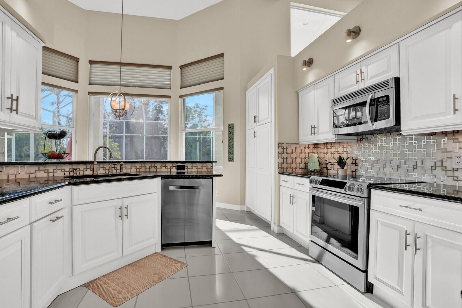 142 Corinthian Jupiter, FL 33458